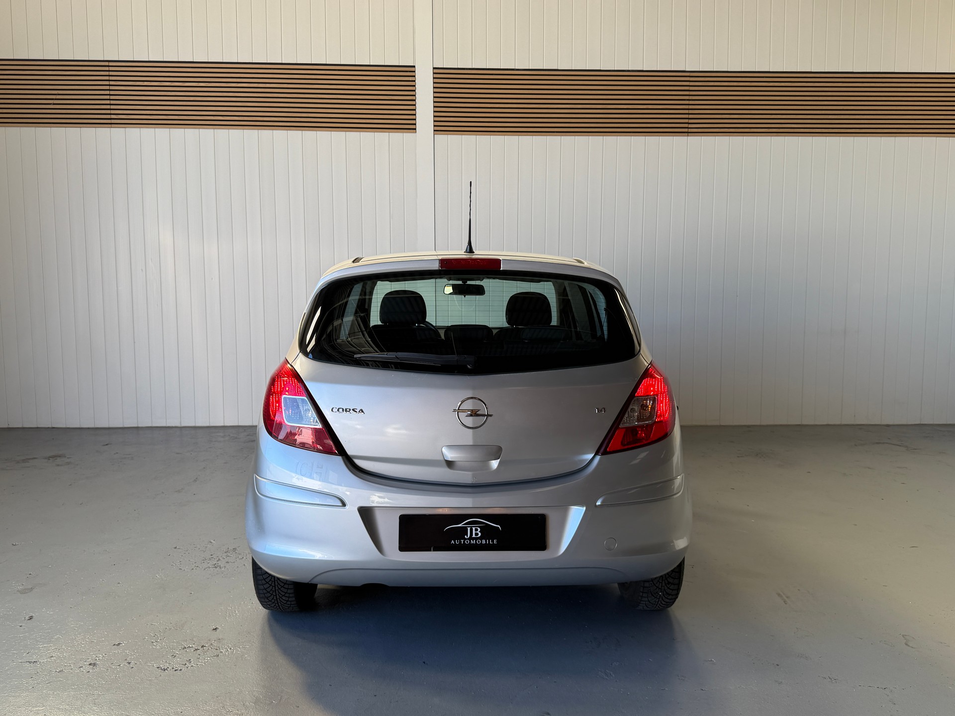 OPEL Corsa 1.4 Automatik-showroom-element-3