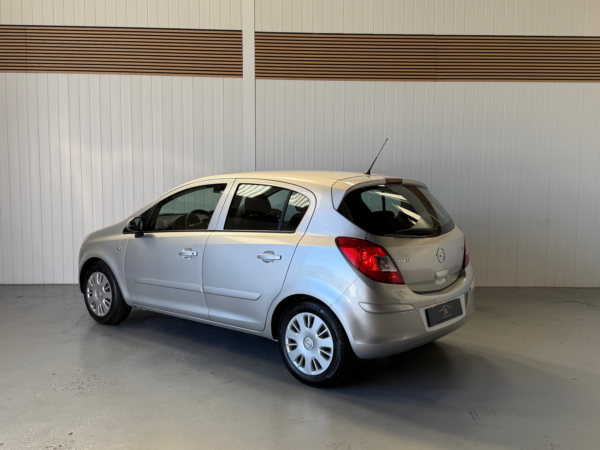 OPEL Corsa 1.4 Automatik-showroom-element-2