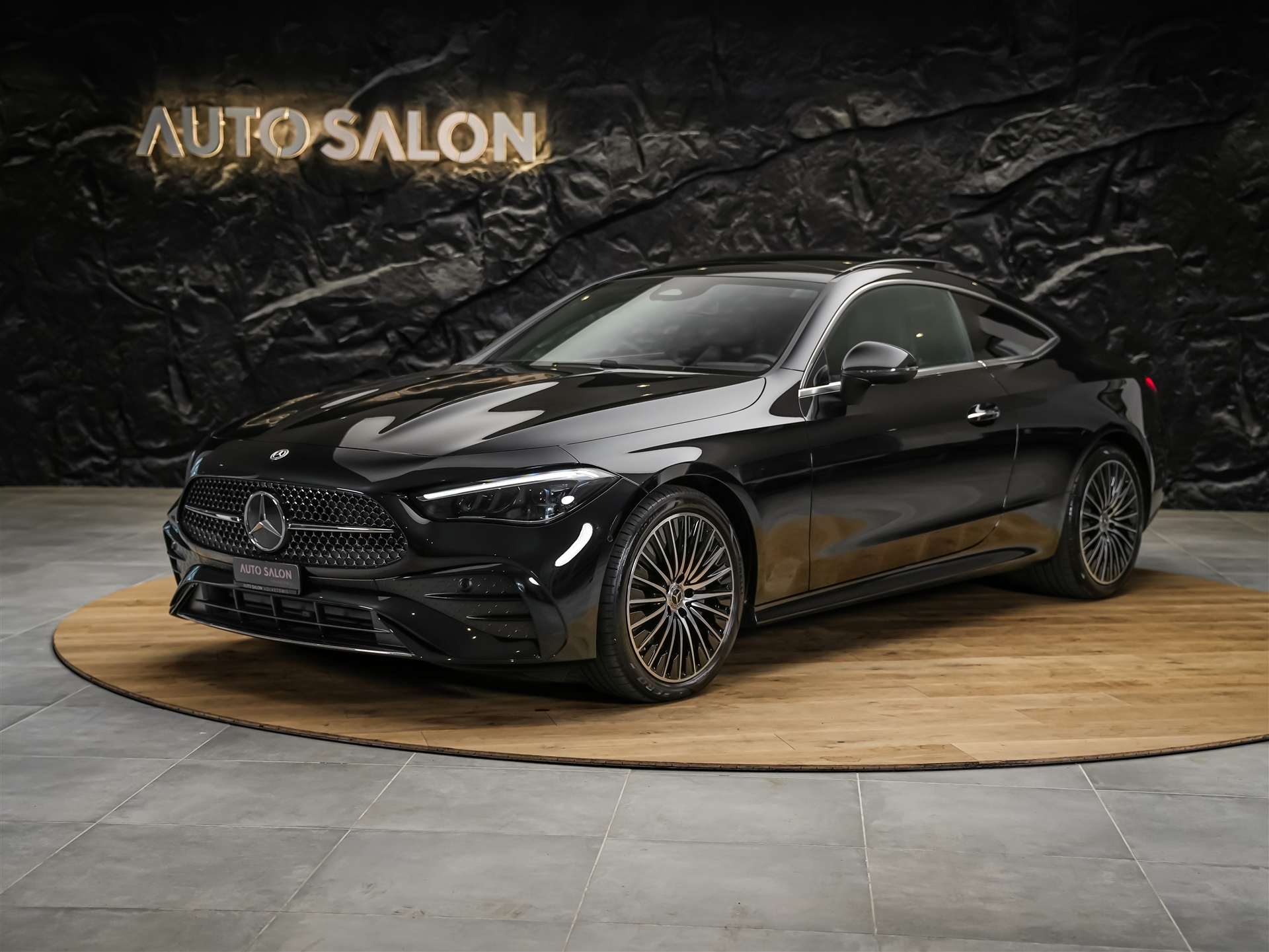 MERCEDES-BENZ CLE 200 Coupé AMG Line 9G-Tronic *Werksgarantie*Panorama*Lenkradheizung*-showroom-element-1