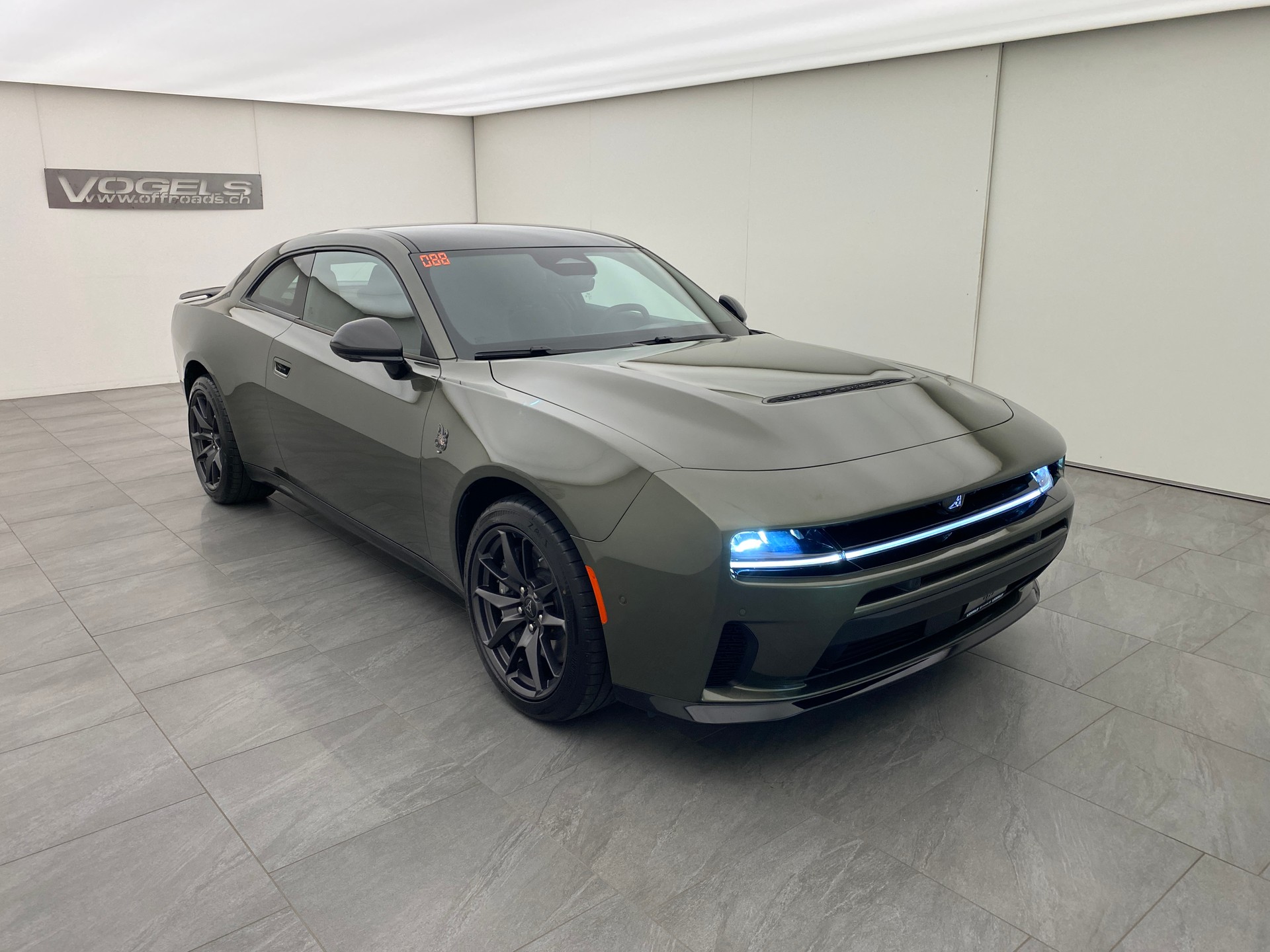 DODGE Charger Scat Pack Plus 2-Door AWD-showroom-element-2