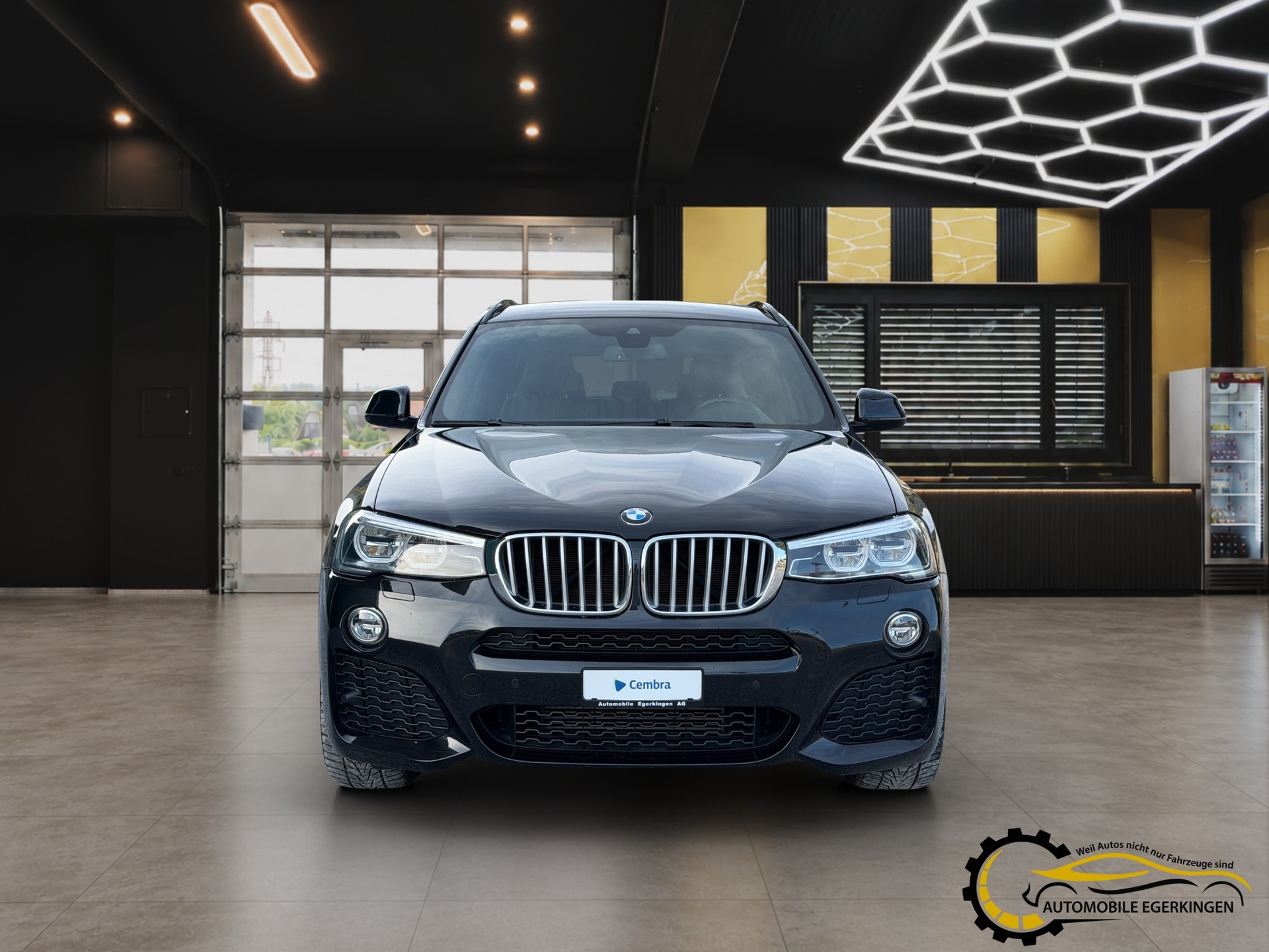 BMW X3 28i xDrive SAG M Paket-showroom-element-1