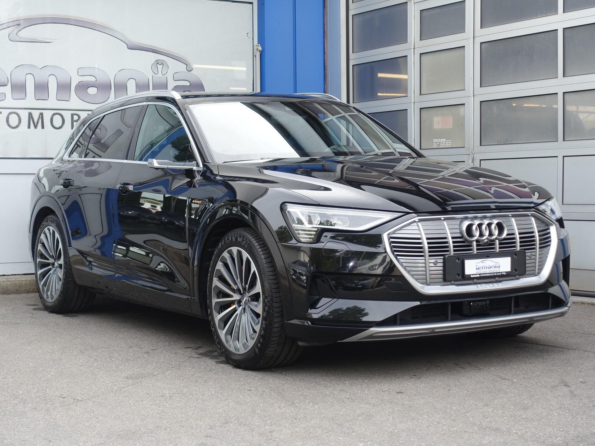 AUDI e-tron 55 S Line Black Edition quattro