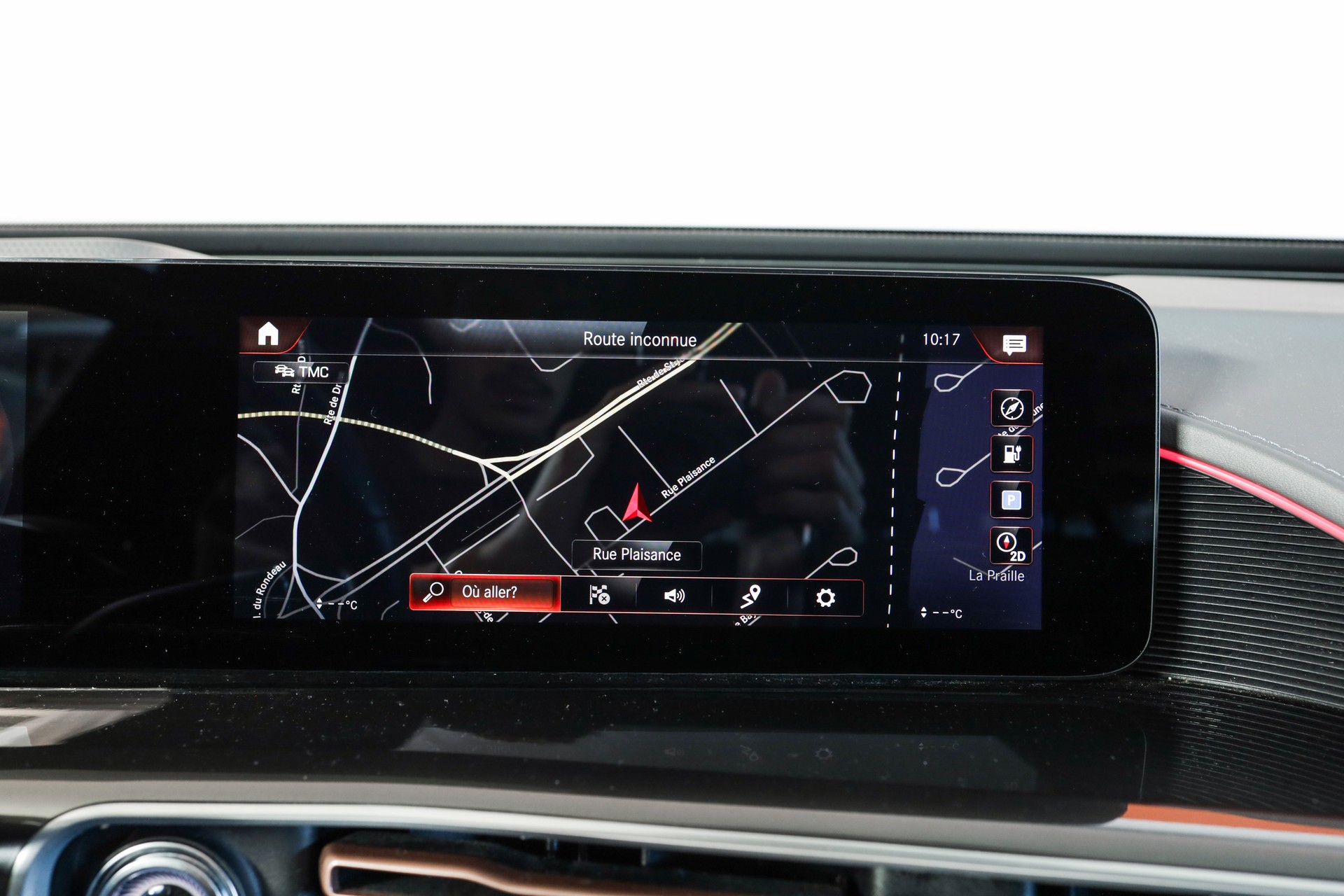MERCEDES-BENZ EQC 400 AMG Line 4Matic Sièges ventilés / Burmester / Head-up-image-14