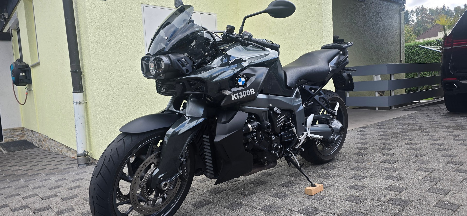 BMW K 1300 R-image-2