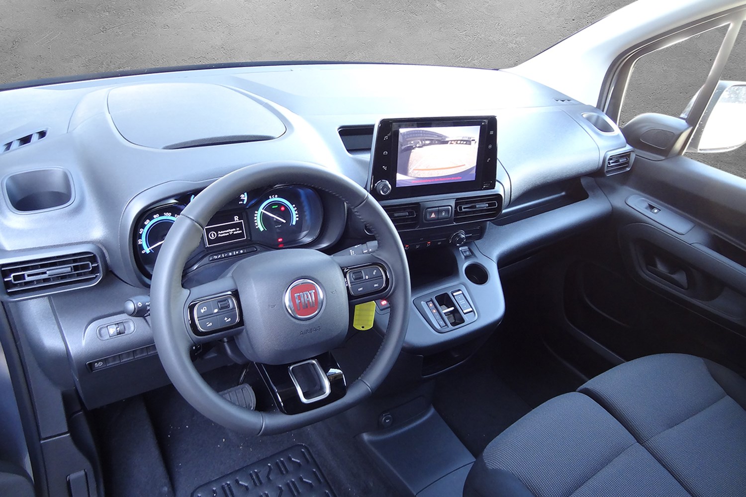 FIAT E-Doblo L1 50kWh 800kg Pro-image-11