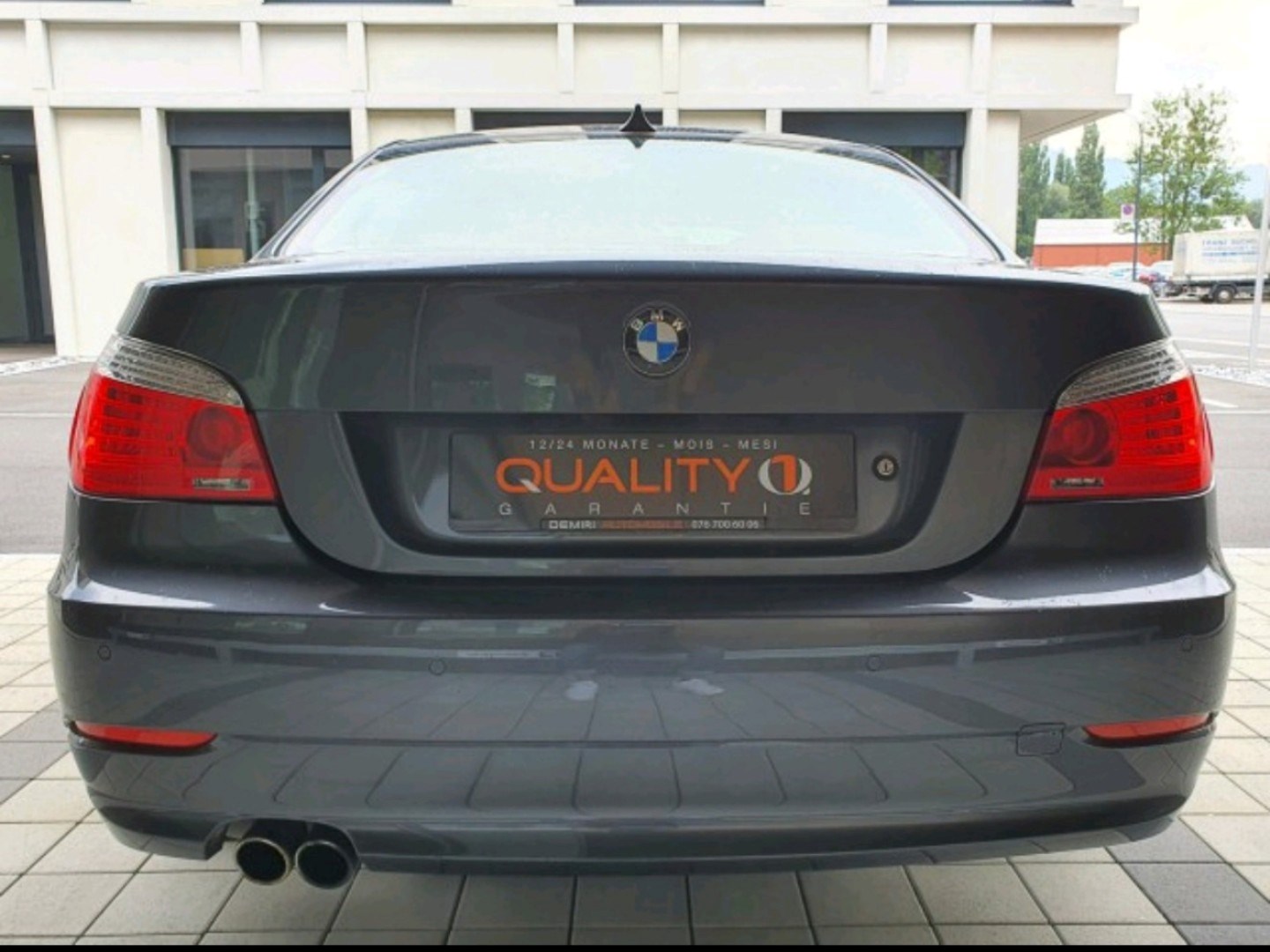 BMW 550i Steptronic-image-12