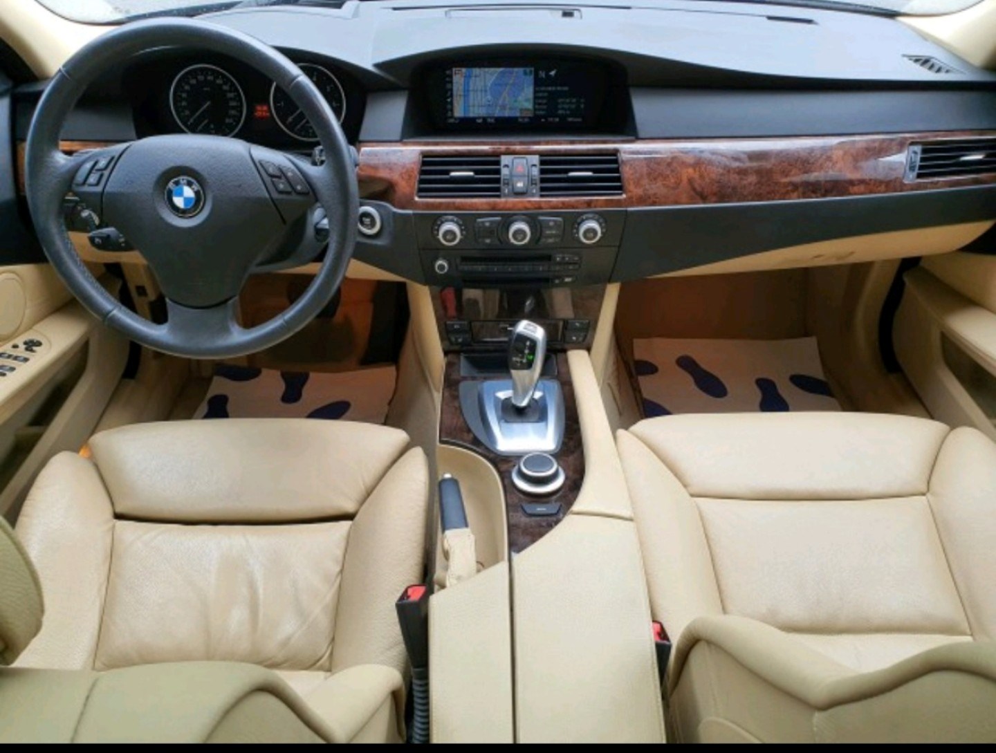 BMW 550i Steptronic-image-7