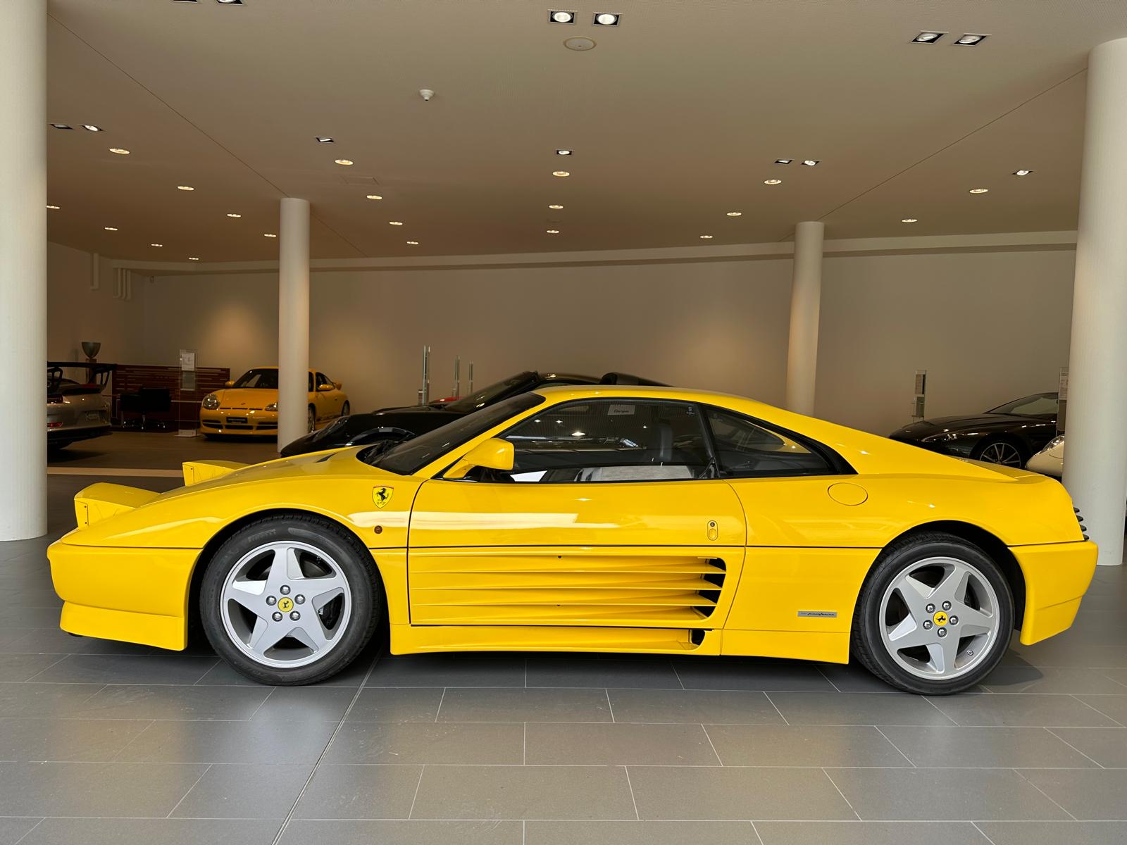FERRARI 348 tb-showroom-element-3