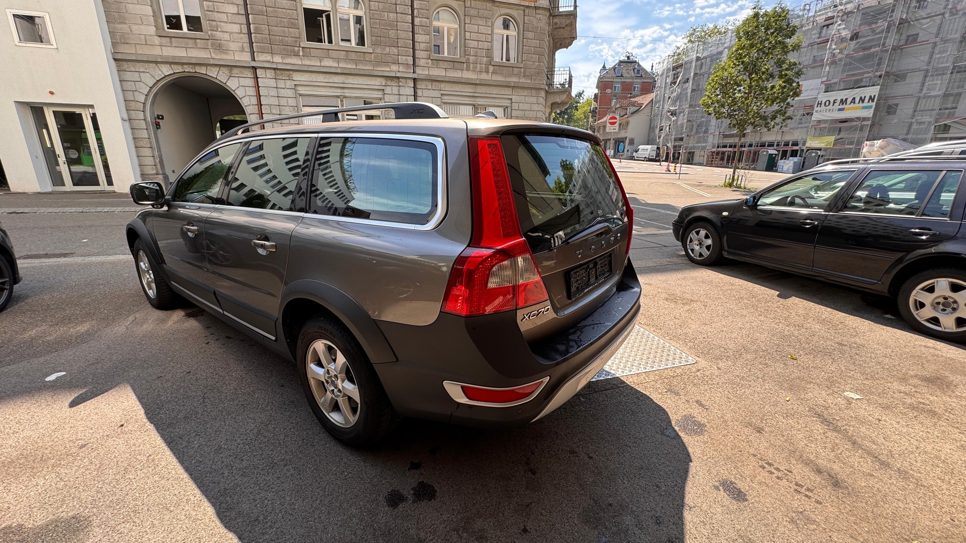 VOLVO XC70 D5 AWD Summum Geartronic-image-5
