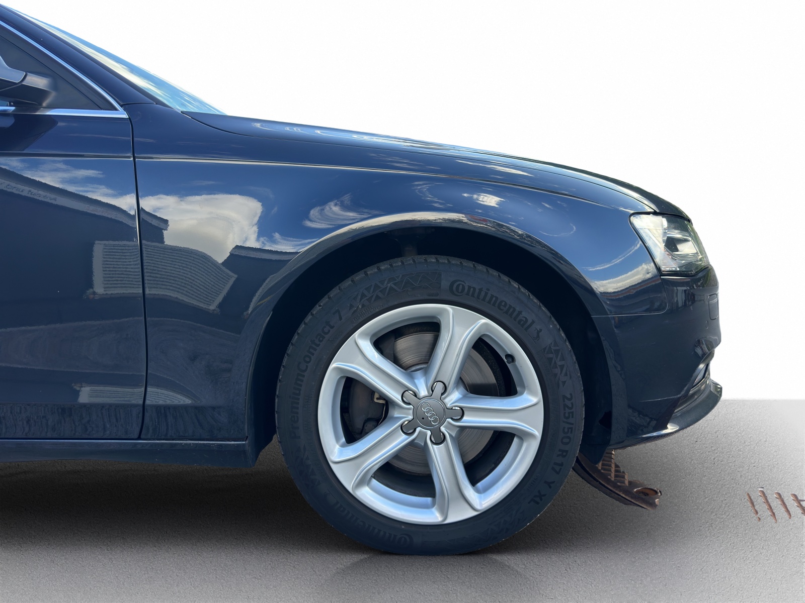 AUDI A4 Avant 2.0 TFSI quattro s-tronic-image-15