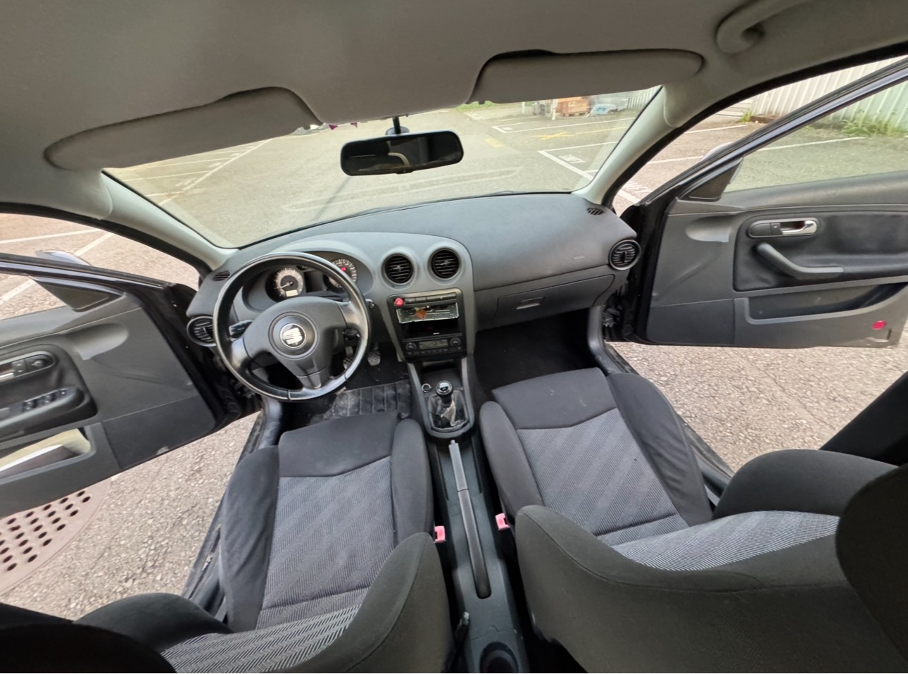 SEAT Ibiza 2.0 Sport-image-14