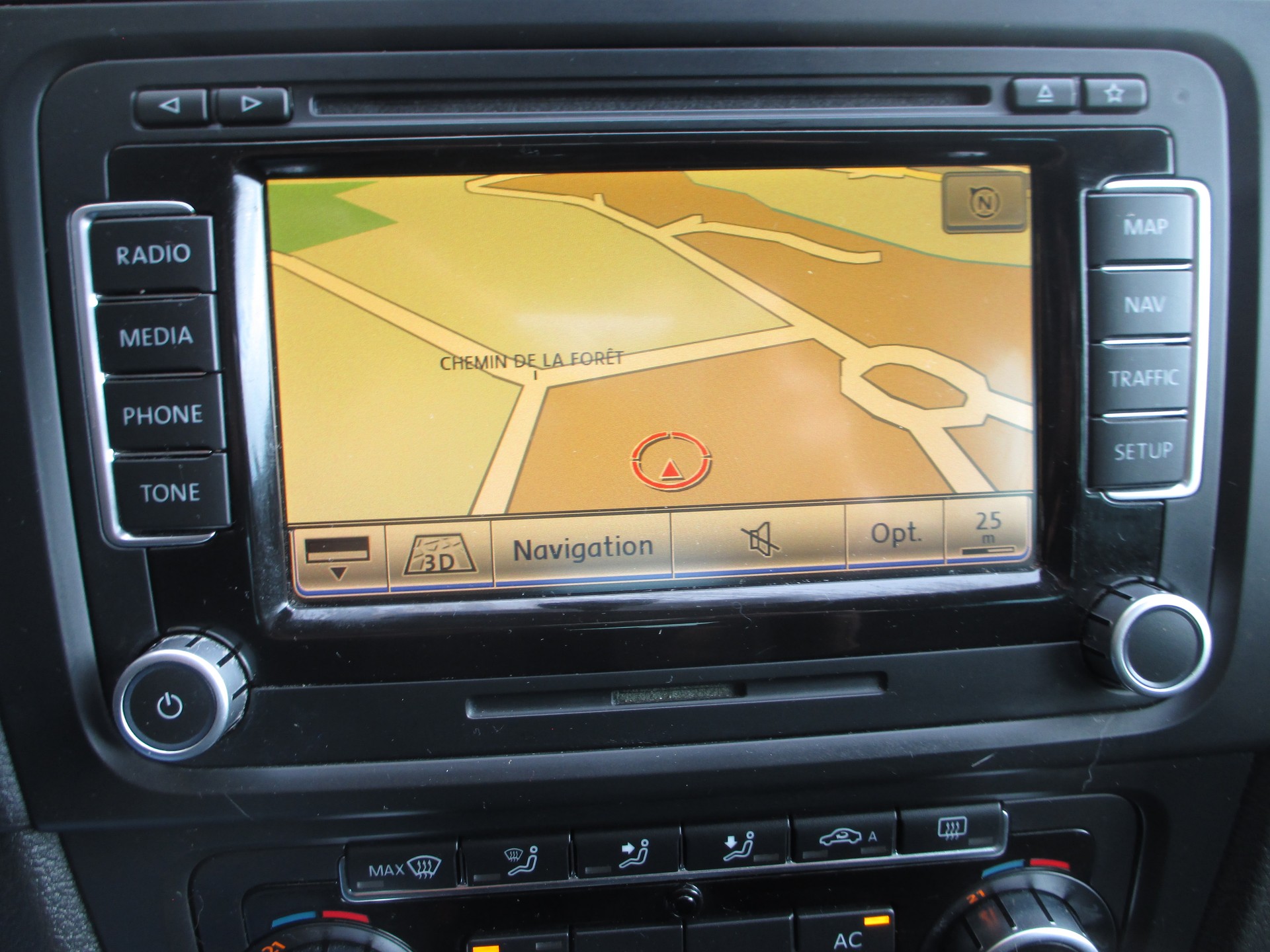 VW Golf 1.4 TSI Highline-image-9
