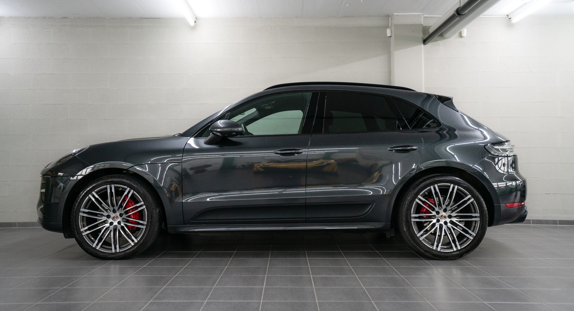 PORSCHE Macan GTS PDK-showroom-element-3