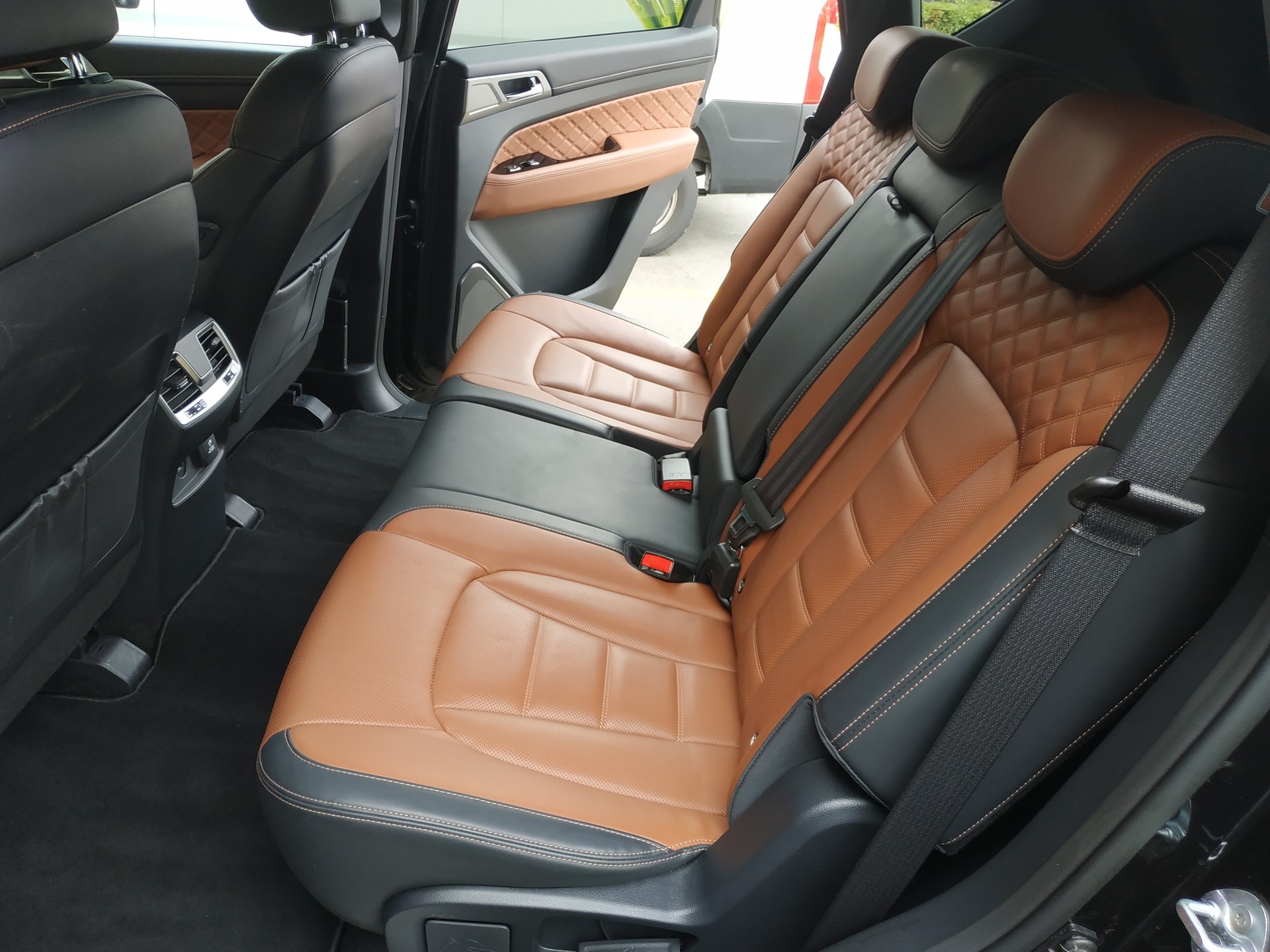 KGM-SsangYong Rexton RX220 e-XDi Sapphire 4WD-image-20