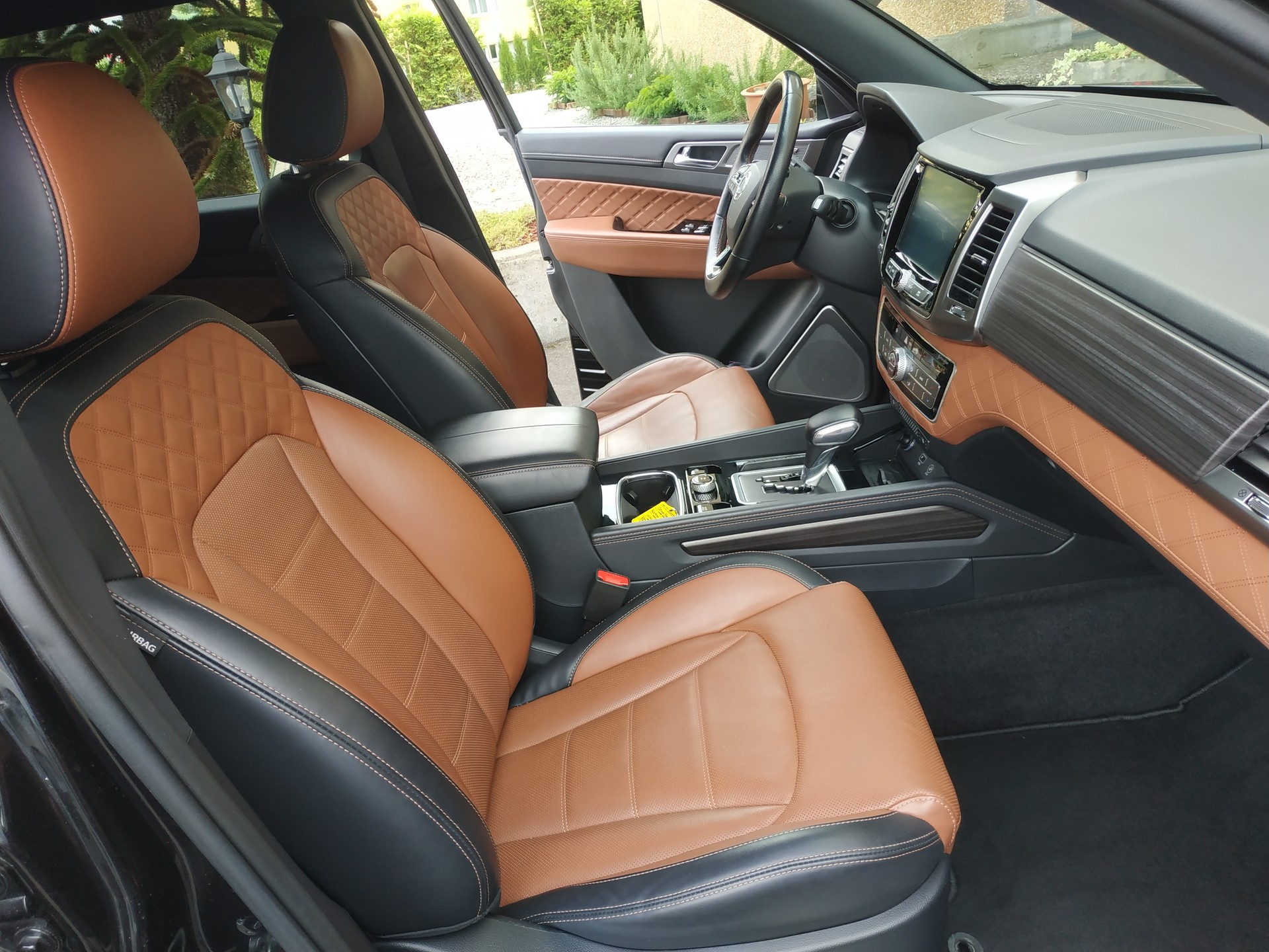 KGM-SsangYong Rexton RX220 e-XDi Sapphire 4WD-image-12