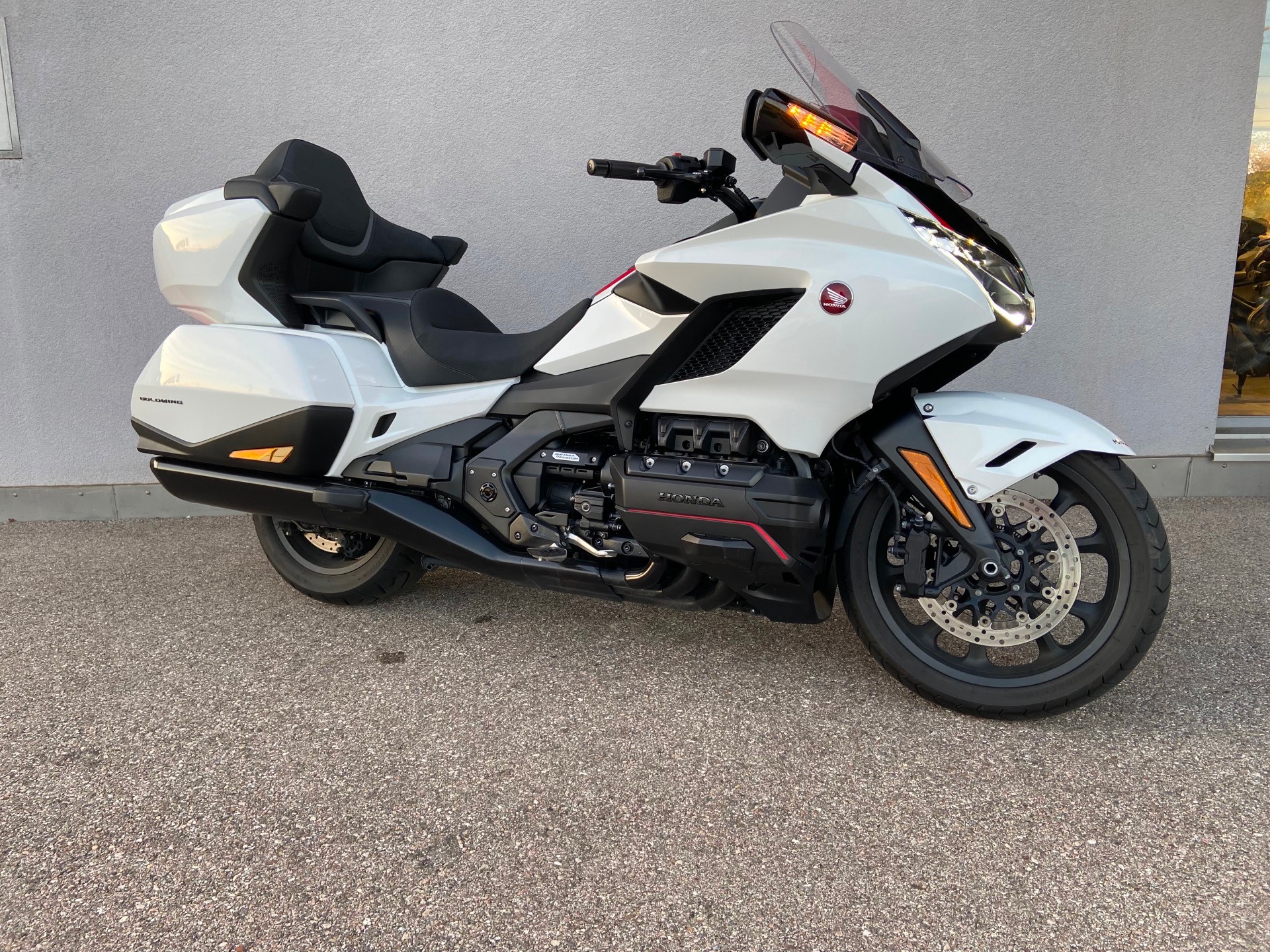 HONDA GL 1800 DA DCT Goldwing-image-2