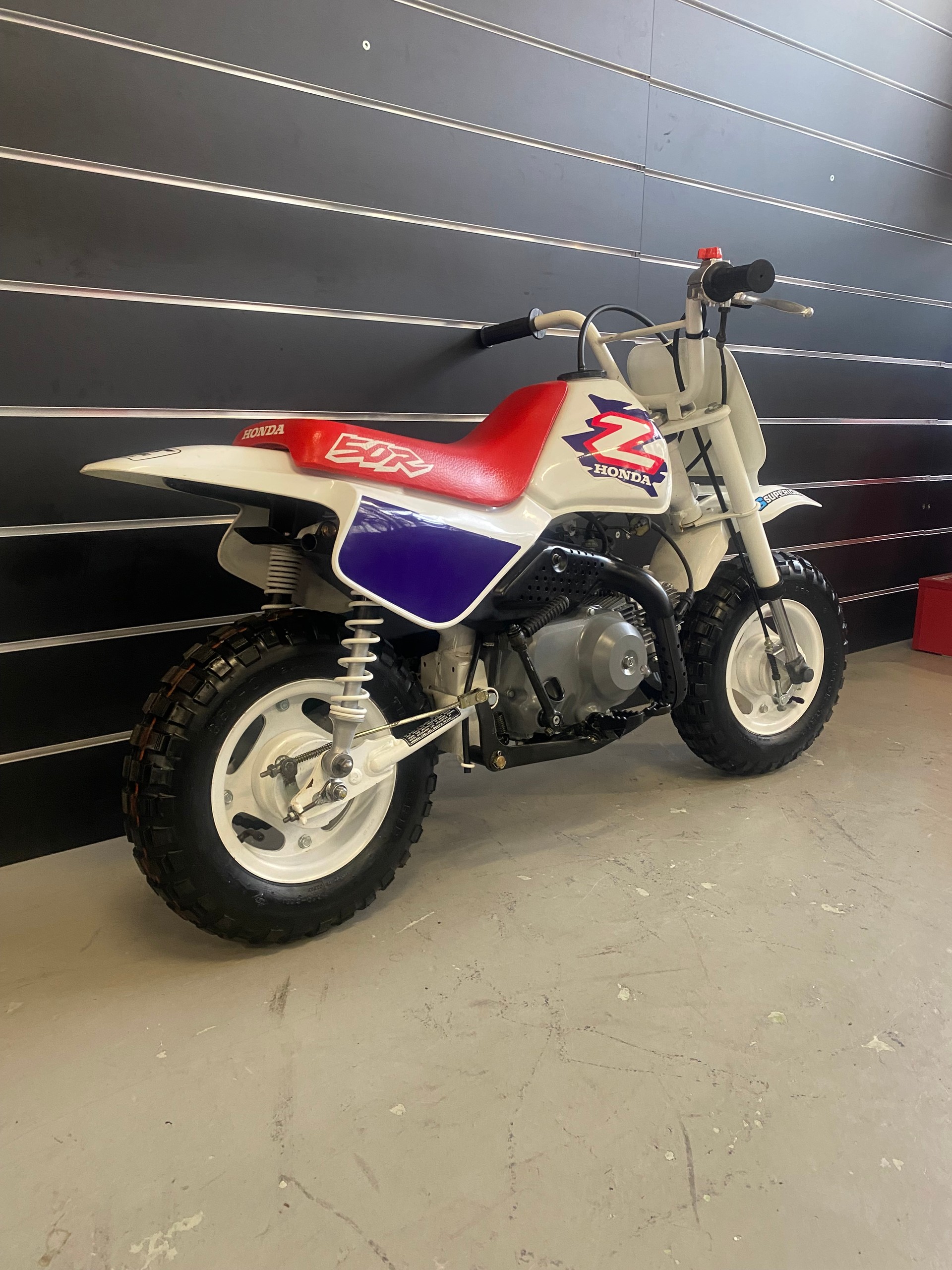 HONDA Z50R-image-1