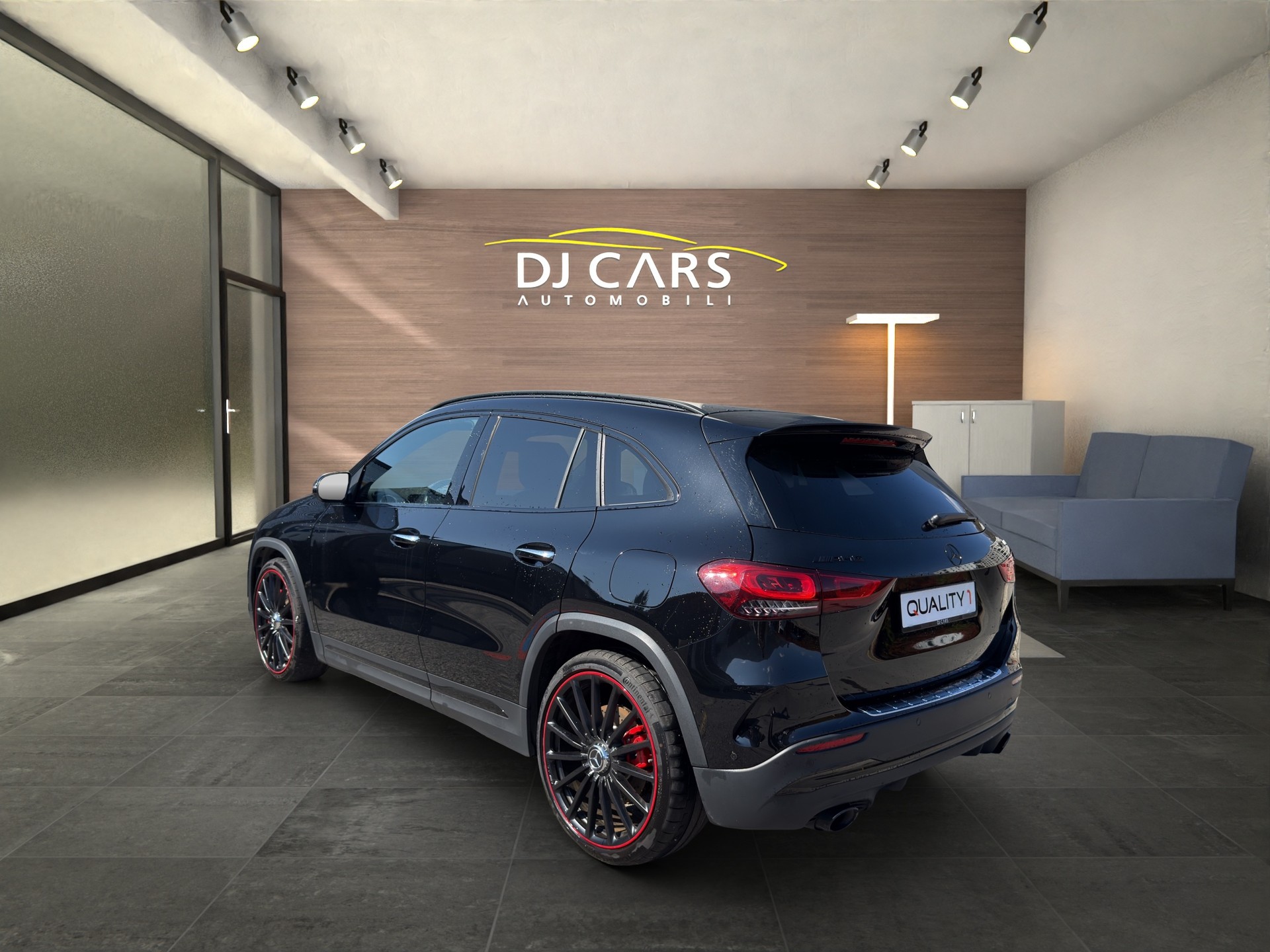MERCEDES-BENZ GLA 35 AMG 4Matic 8G-Speedshift DCT-image-5
