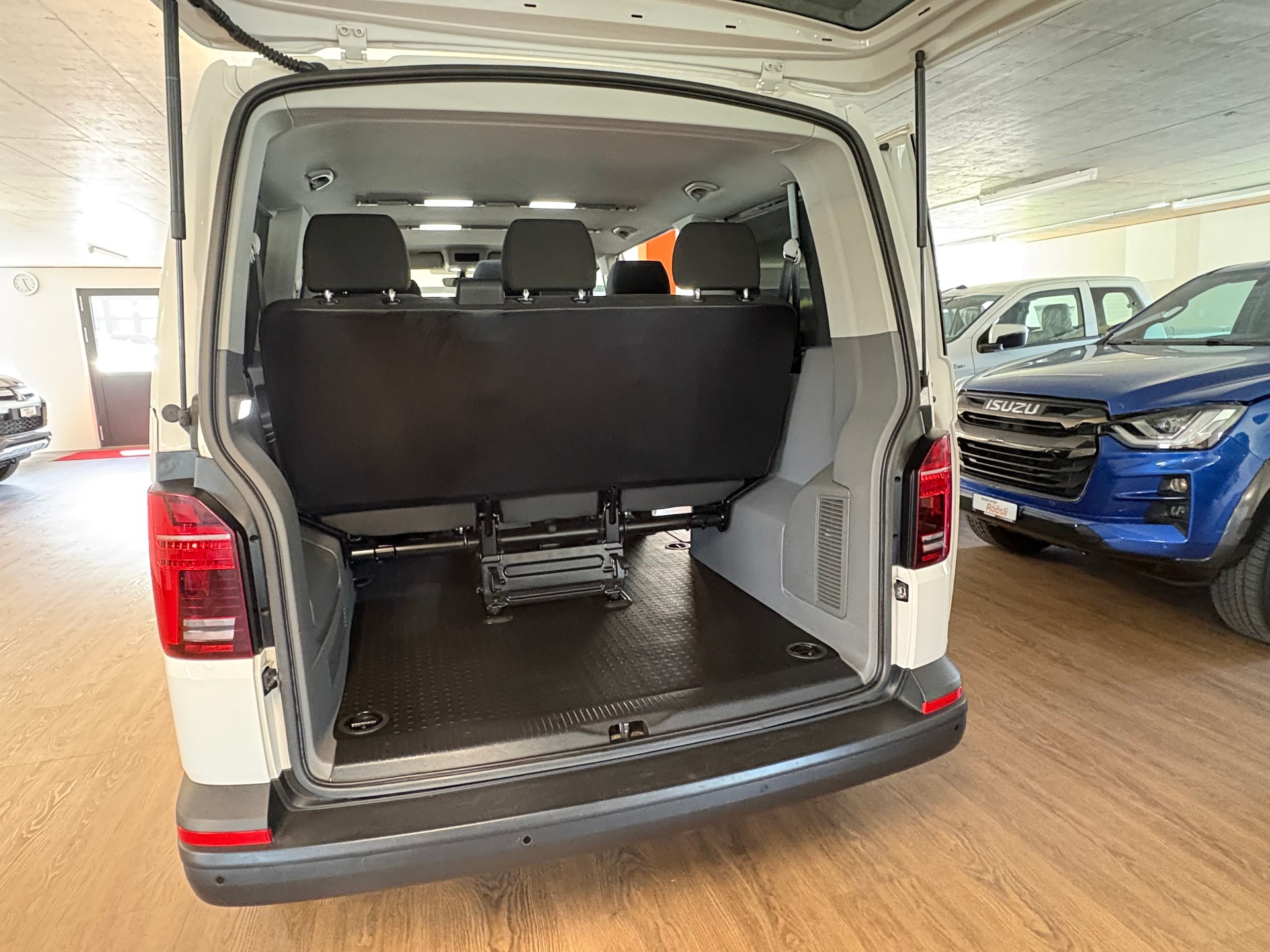 VW T6.1 2.0 TDI 4Motion-image-15