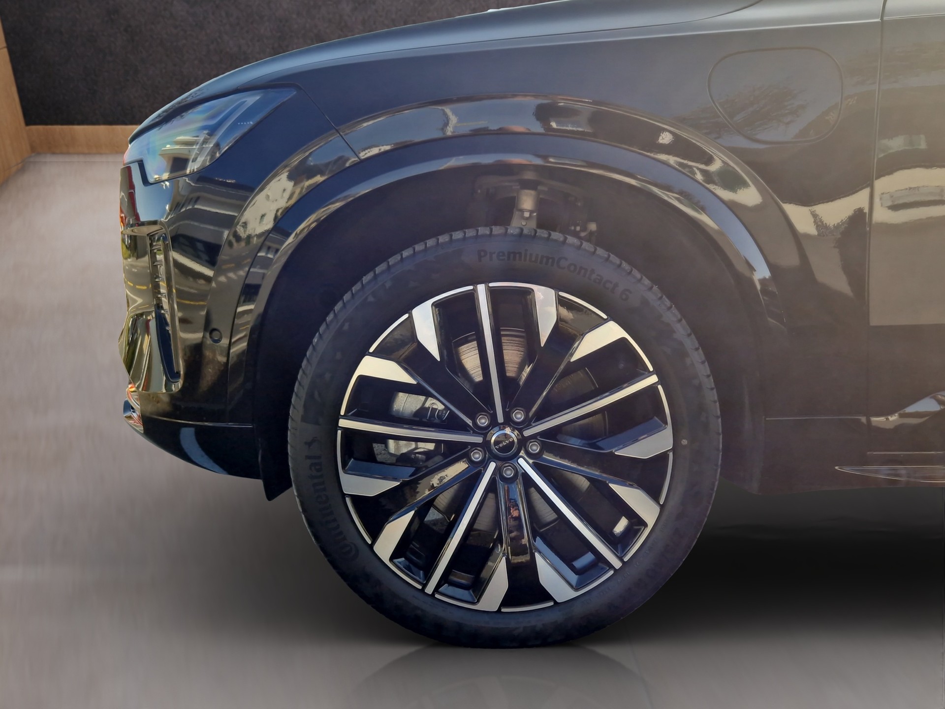 VOLVO XC90 2.0 T8 TE Ultra Dark eAWD-image-8