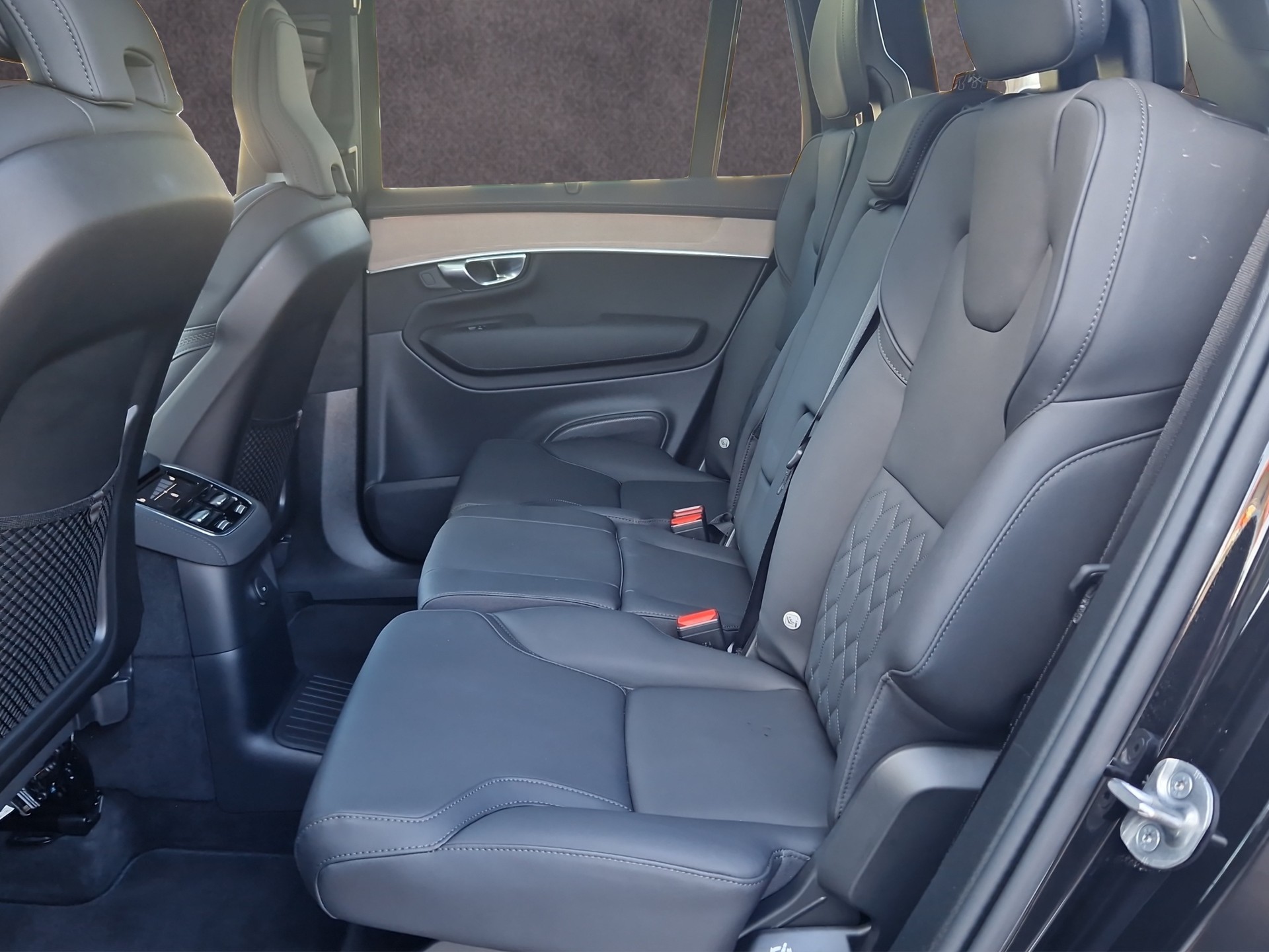 VOLVO XC90 2.0 T8 TE Ultra Dark eAWD-image-11