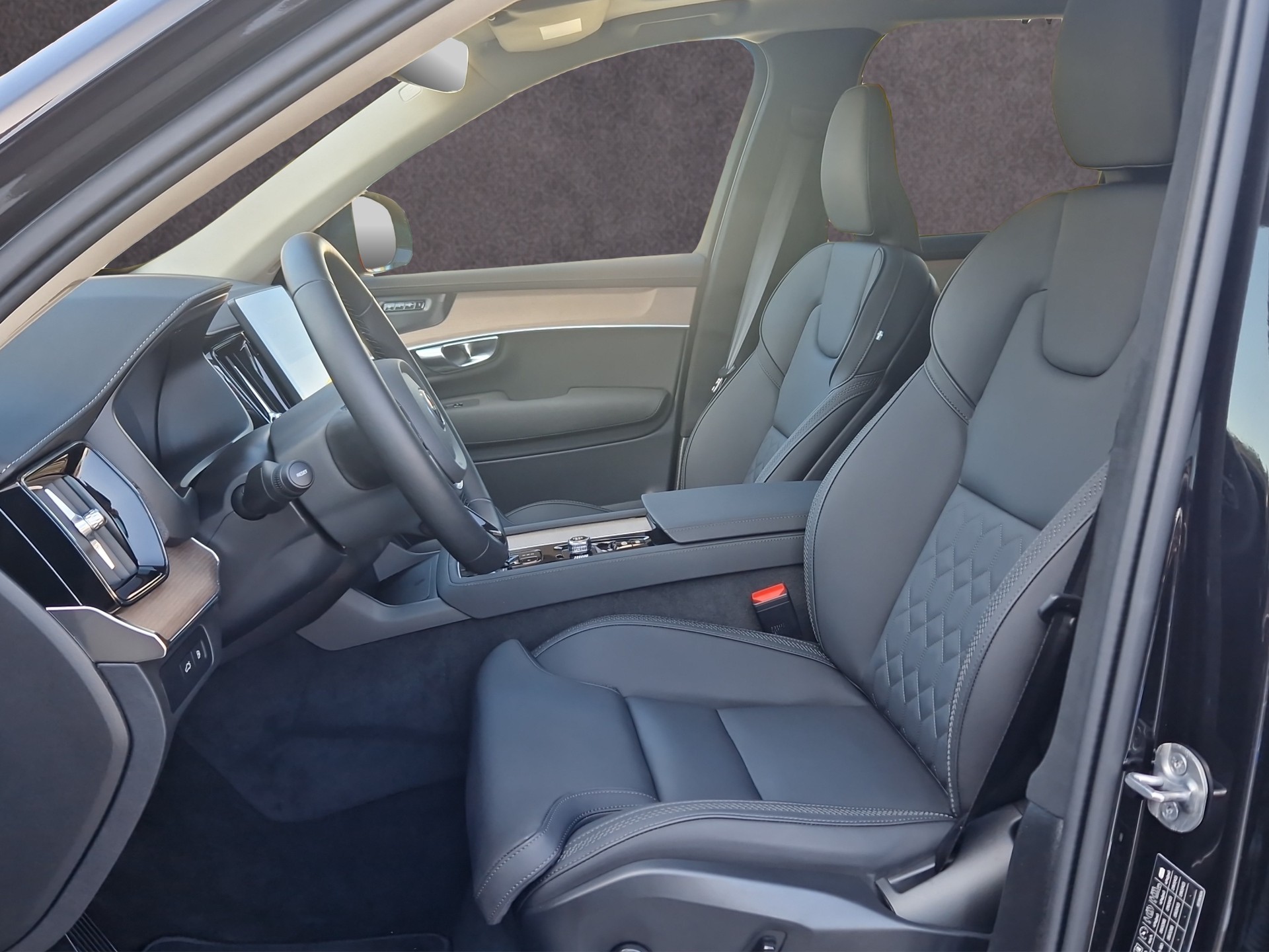 VOLVO XC90 2.0 T8 TE Ultra Dark eAWD-image-10