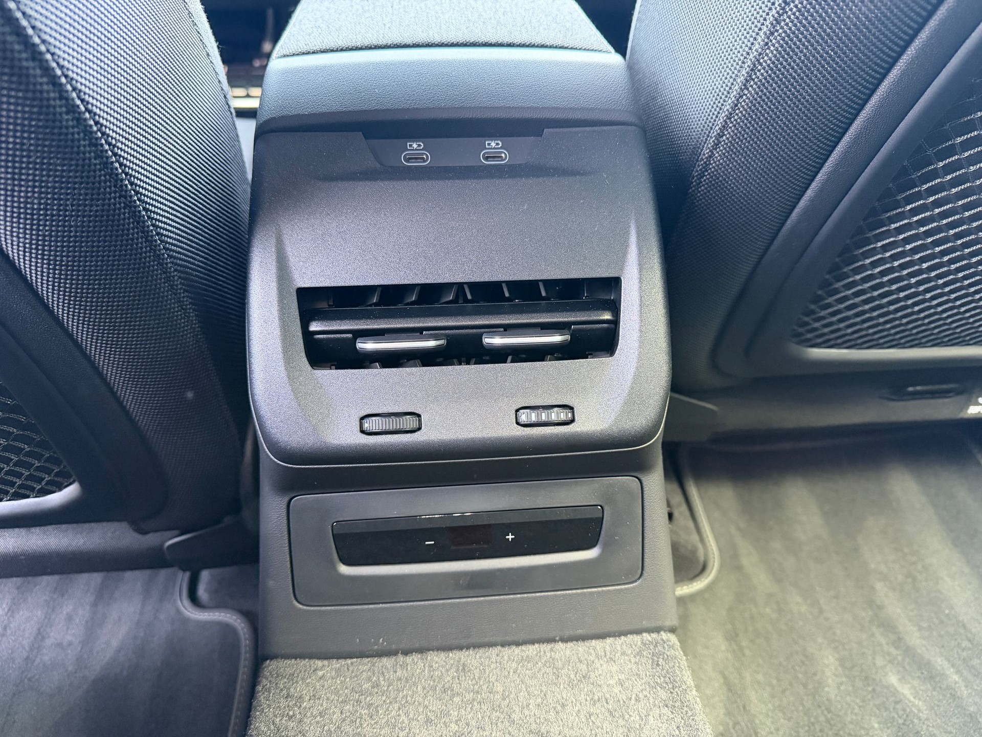 AUDI A5 Avant TFSI 150 kW S tronic-image-24