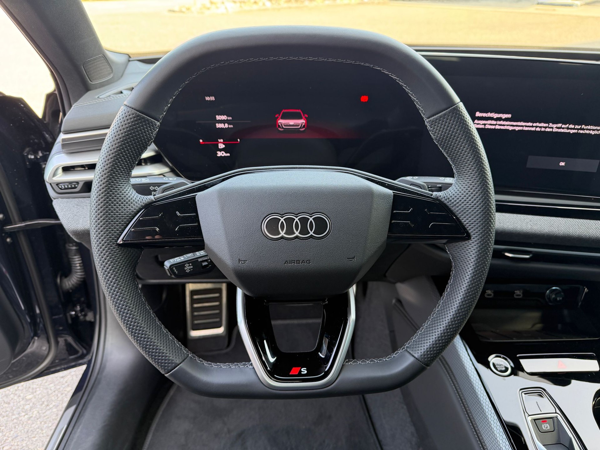 AUDI A5 Avant TFSI 150 kW S tronic-image-14