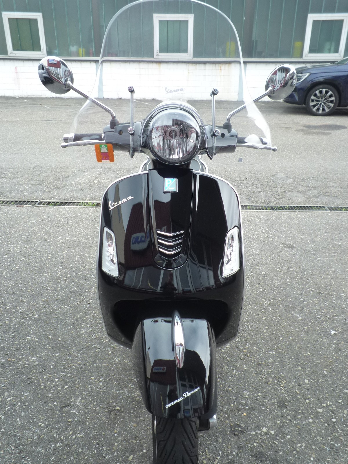 PIAGGIO Vespa GTS 125 i.e ABS-image-1