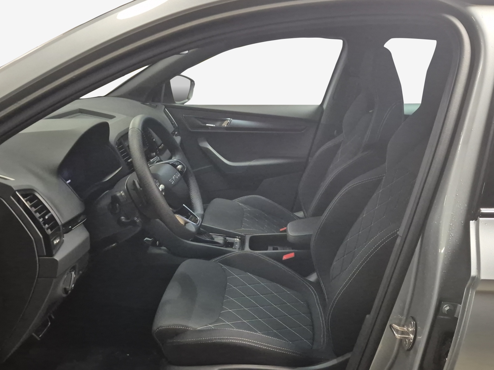 SKODA Karoq 2.0 TSI SportLine 4x4 DSG-image-7