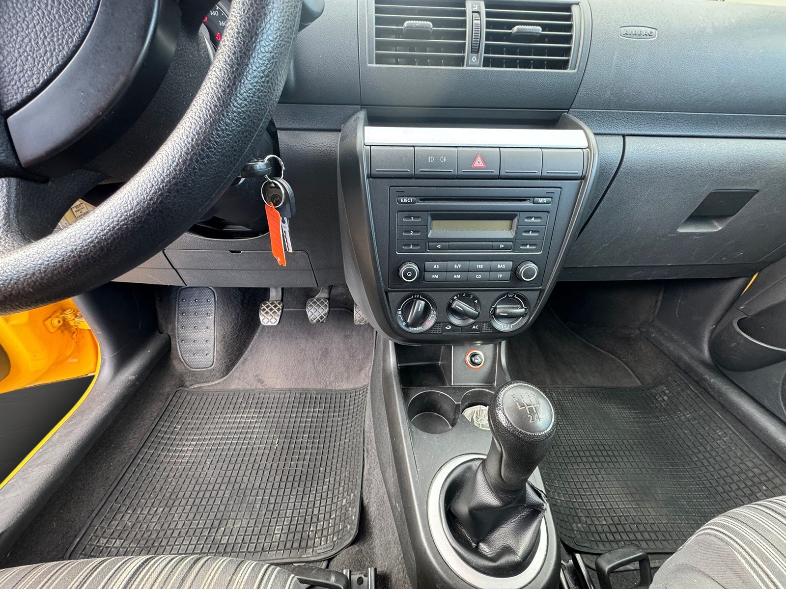 VW Fox 1.2-image-11