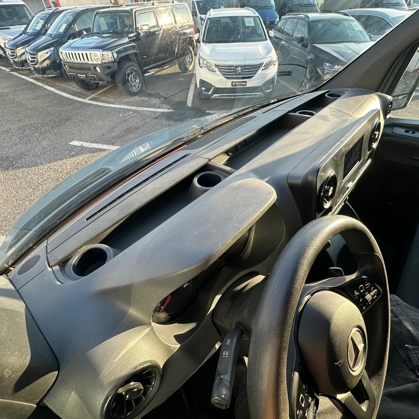 MERCEDES-BENZ Sprinter 214 CDI Standard 9G-TRONIC FWD-image-42