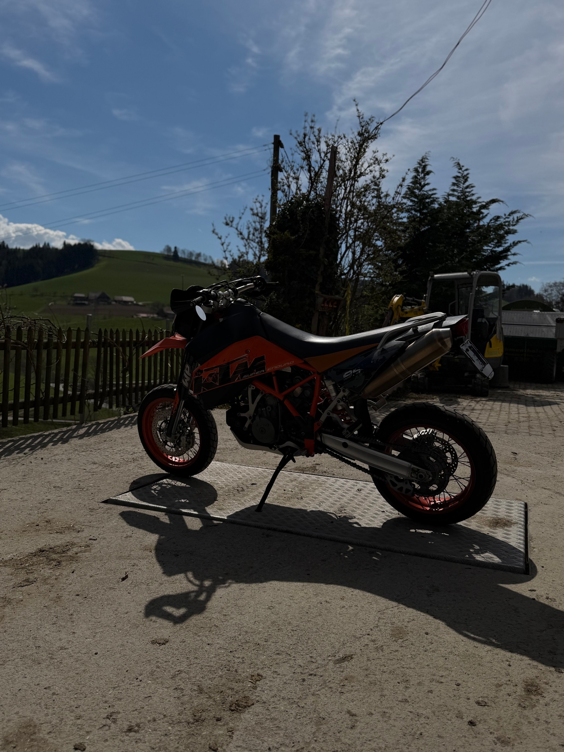 KTM 950 Superenduro R-image-1