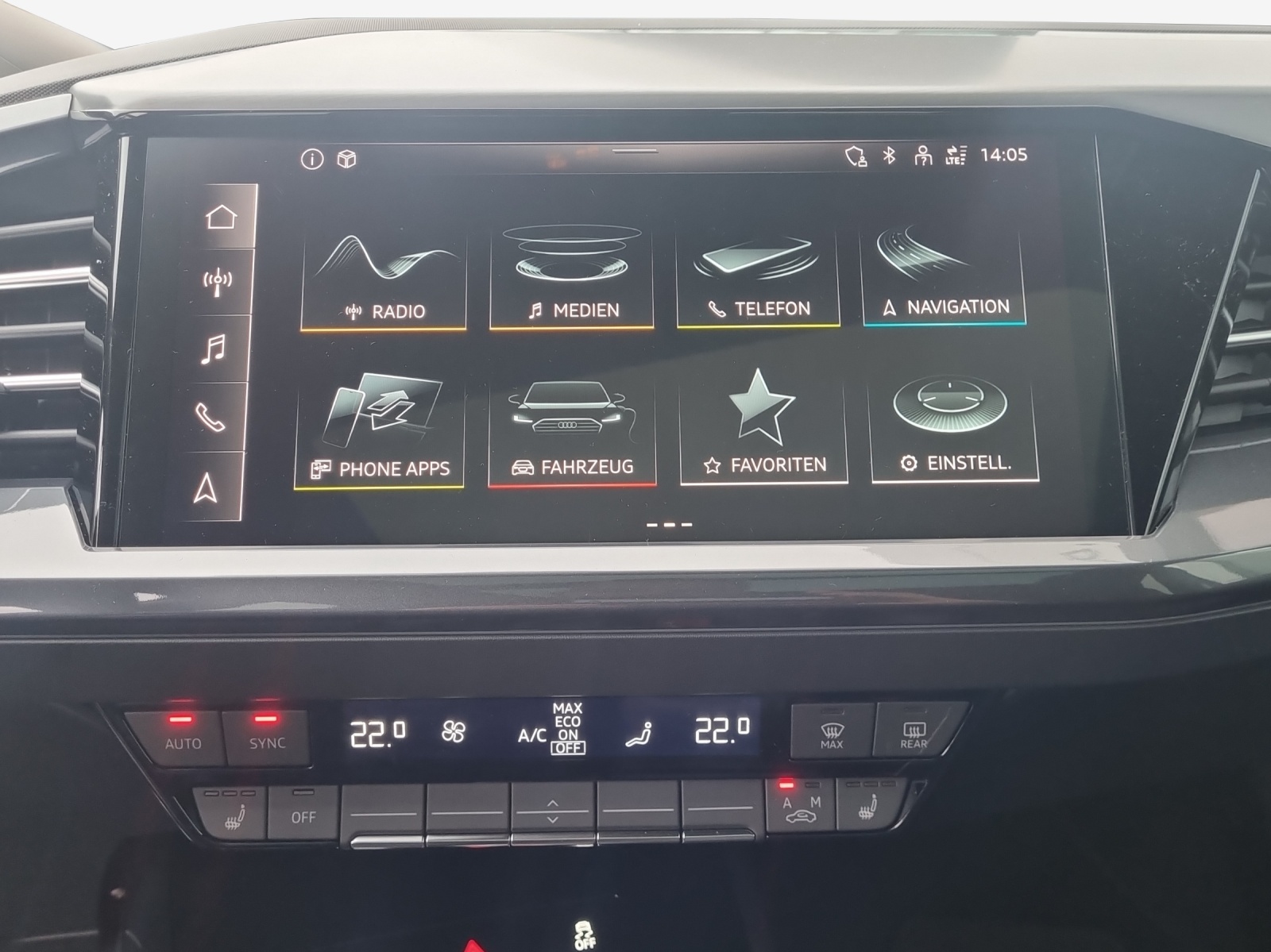 AUDI Q4 e-tron 45 Edition Swiss Ski quattro-image-10