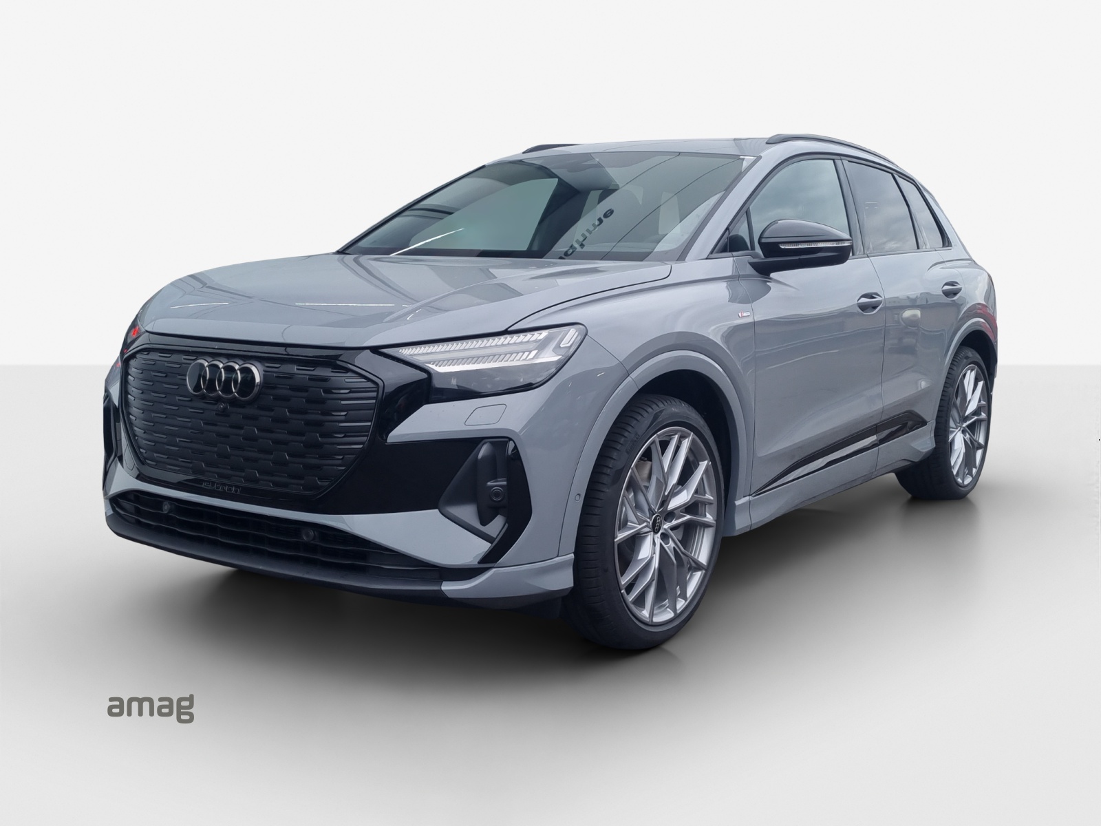 AUDI Q4 e-tron 45 Edition Swiss Ski quattro