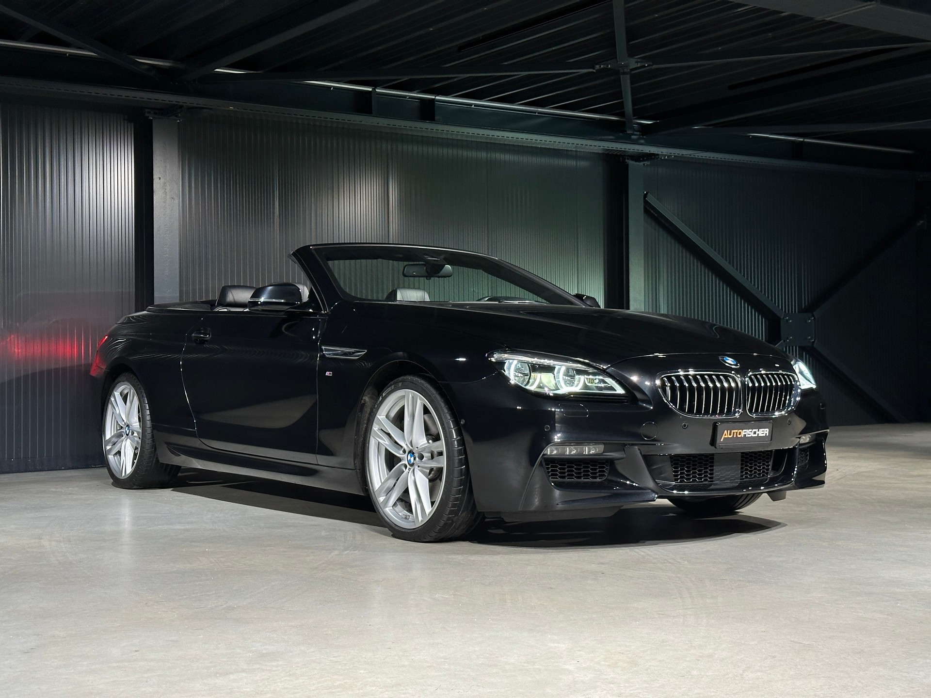 BMW 640i Cabrio xDrive-image-4