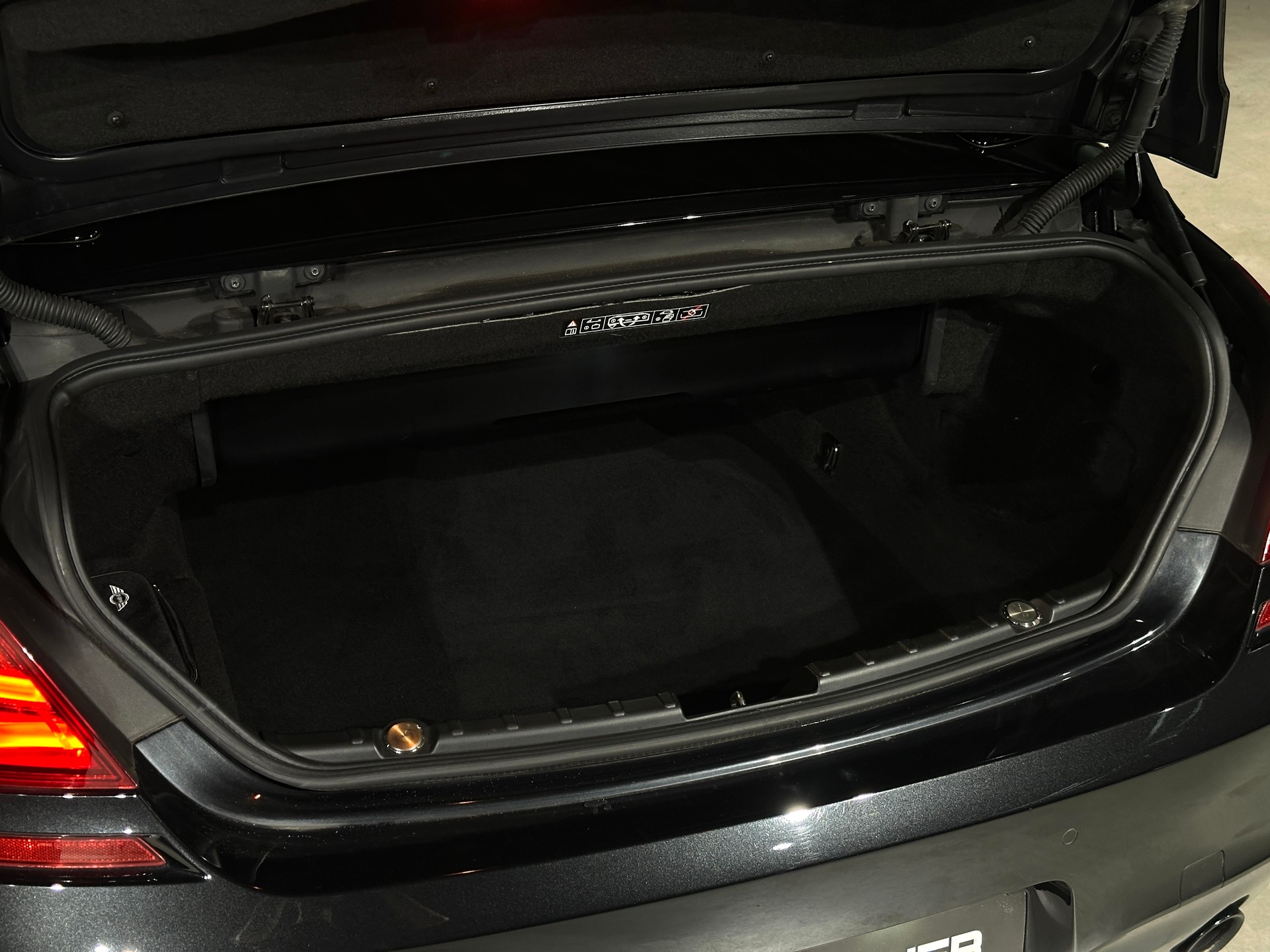 BMW 640i Cabrio xDrive-image-25
