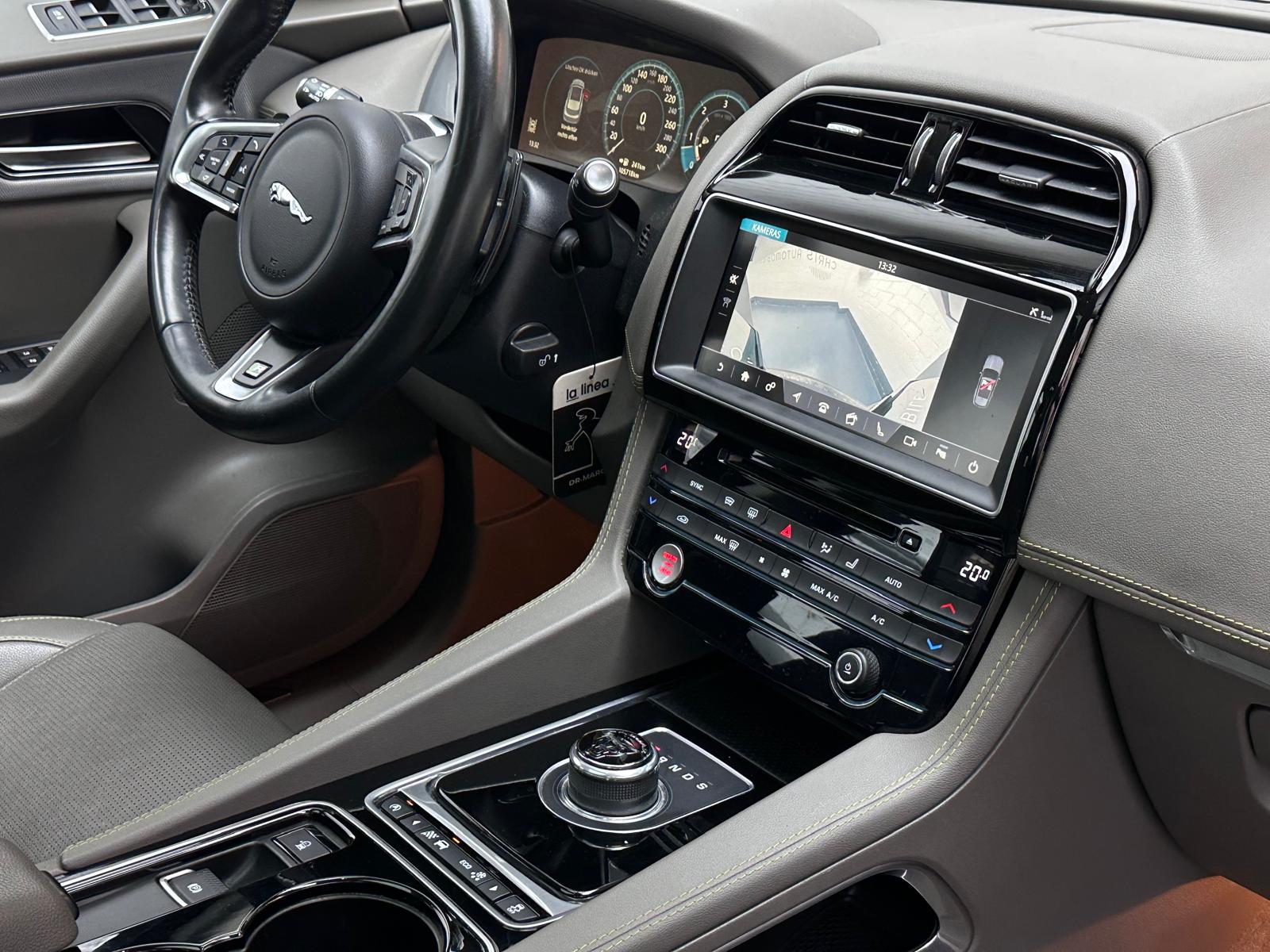 JAGUAR F-Pace 3.0 TD R-Sport AWD Automatik-image-9