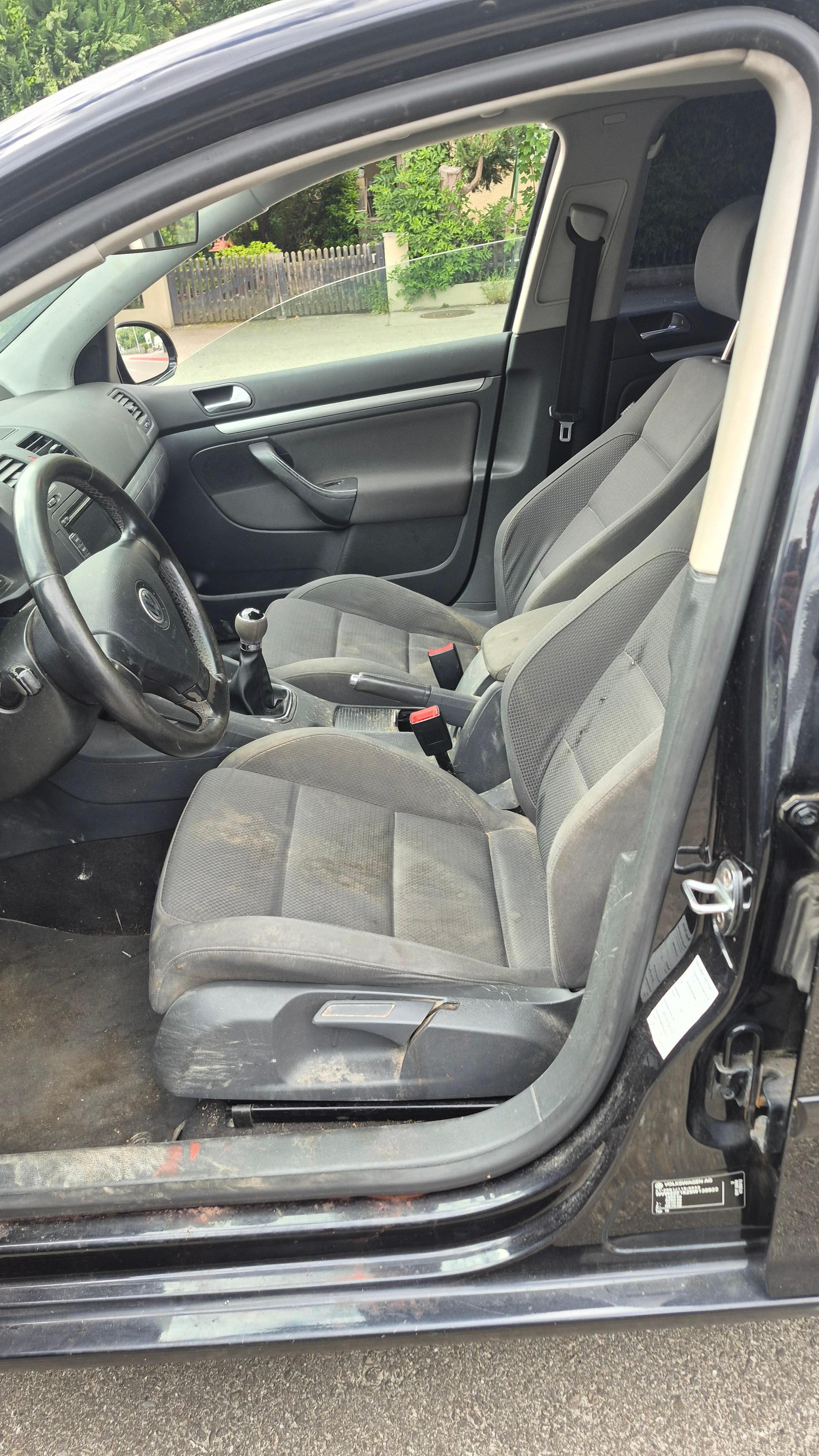 VW Golf 2.0 FSI Comfortline-image-9