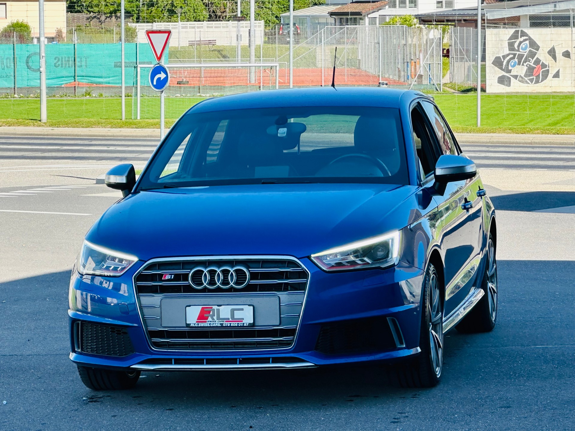 AUDI S1 Sportback 2.0 TFSI Sport quattro-showroom-element-1