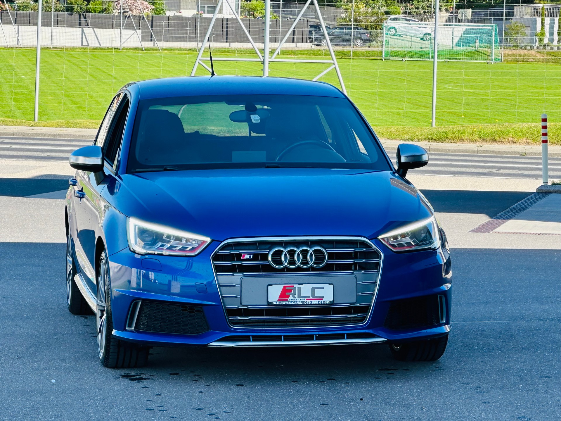 AUDI S1 Sportback 2.0 TFSI Sport quattro-showroom-element-2