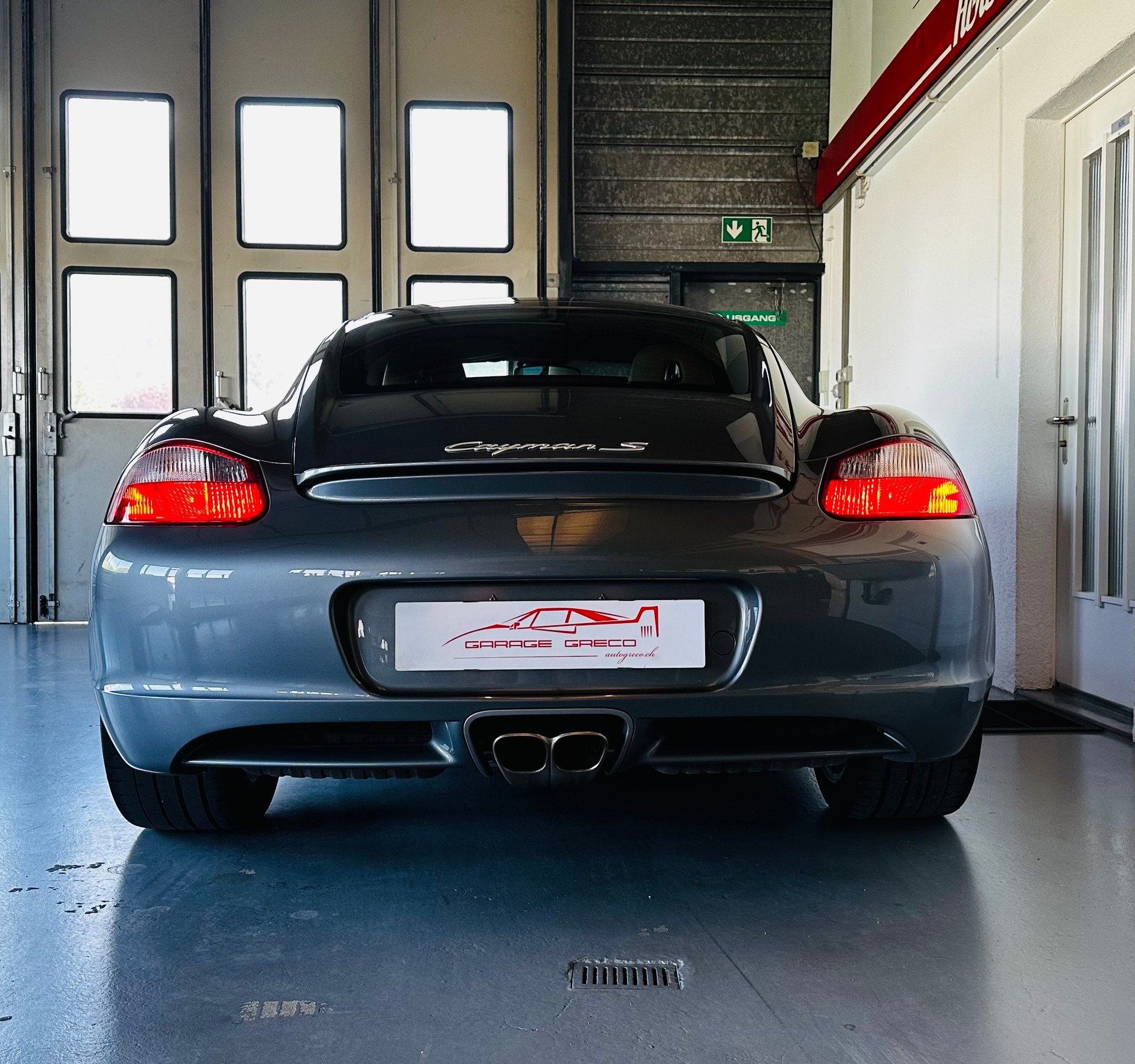 PORSCHE Cayman S 3.4-image-6