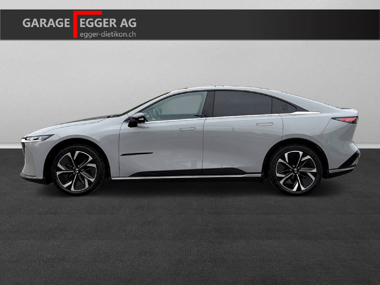 MAZDA 6e 258 PS Takumi (68.8 kWh) RWD-image-1