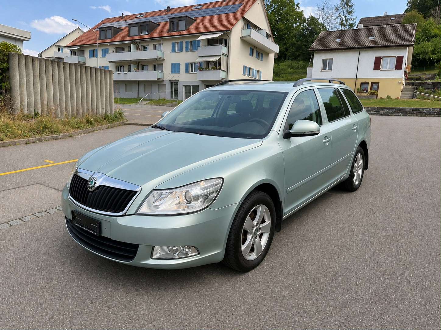 SKODA Octavia Combi 2.0 TDI Elegance 4x4 DSG-showroom-element-1