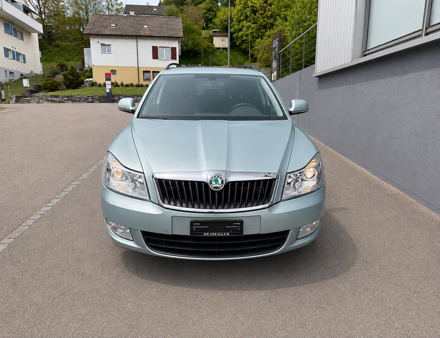 SKODA Octavia Combi 2.0 TDI Elegance 4x4 DSG-image-5
