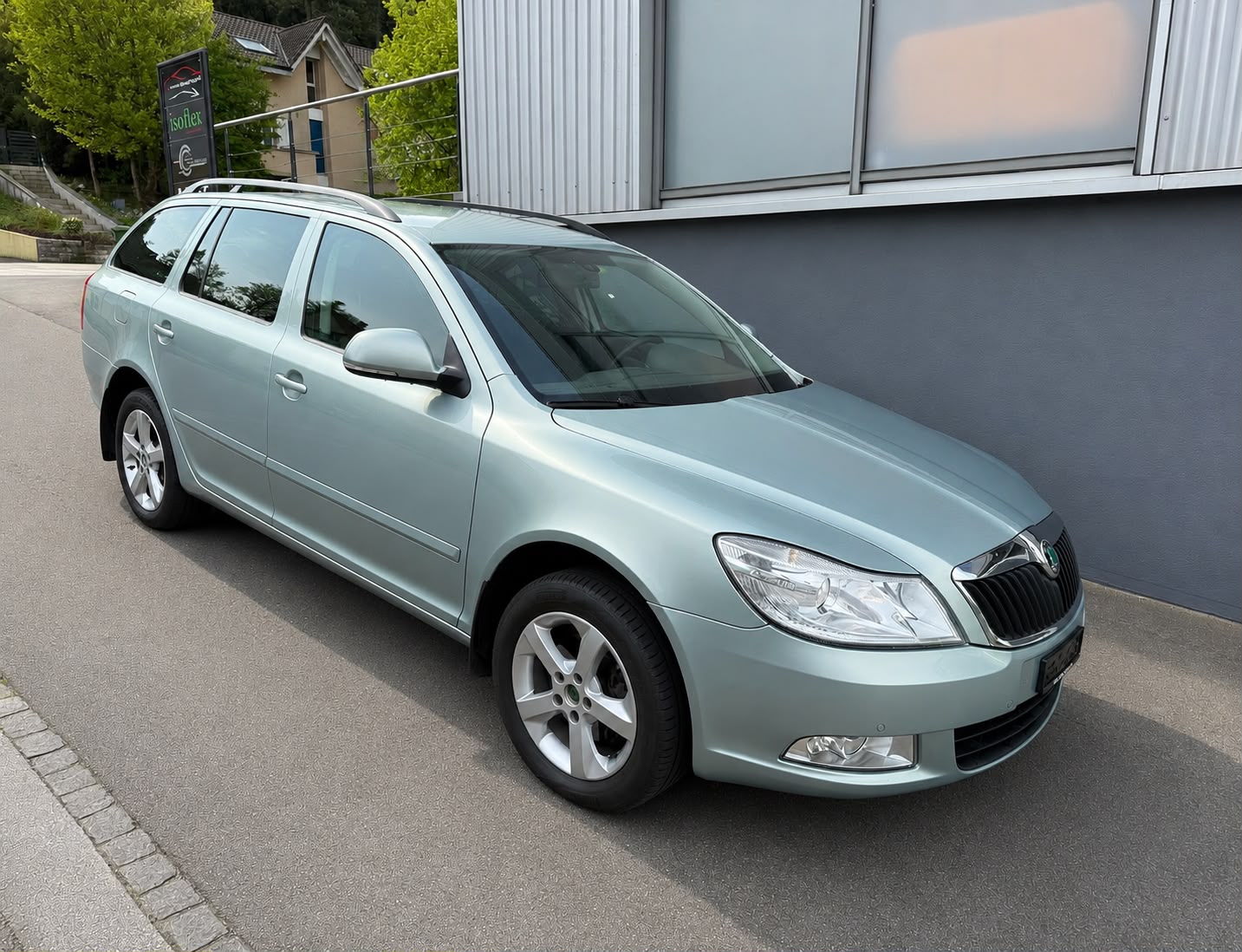 SKODA Octavia Combi 2.0 TDI Elegance 4x4 DSG