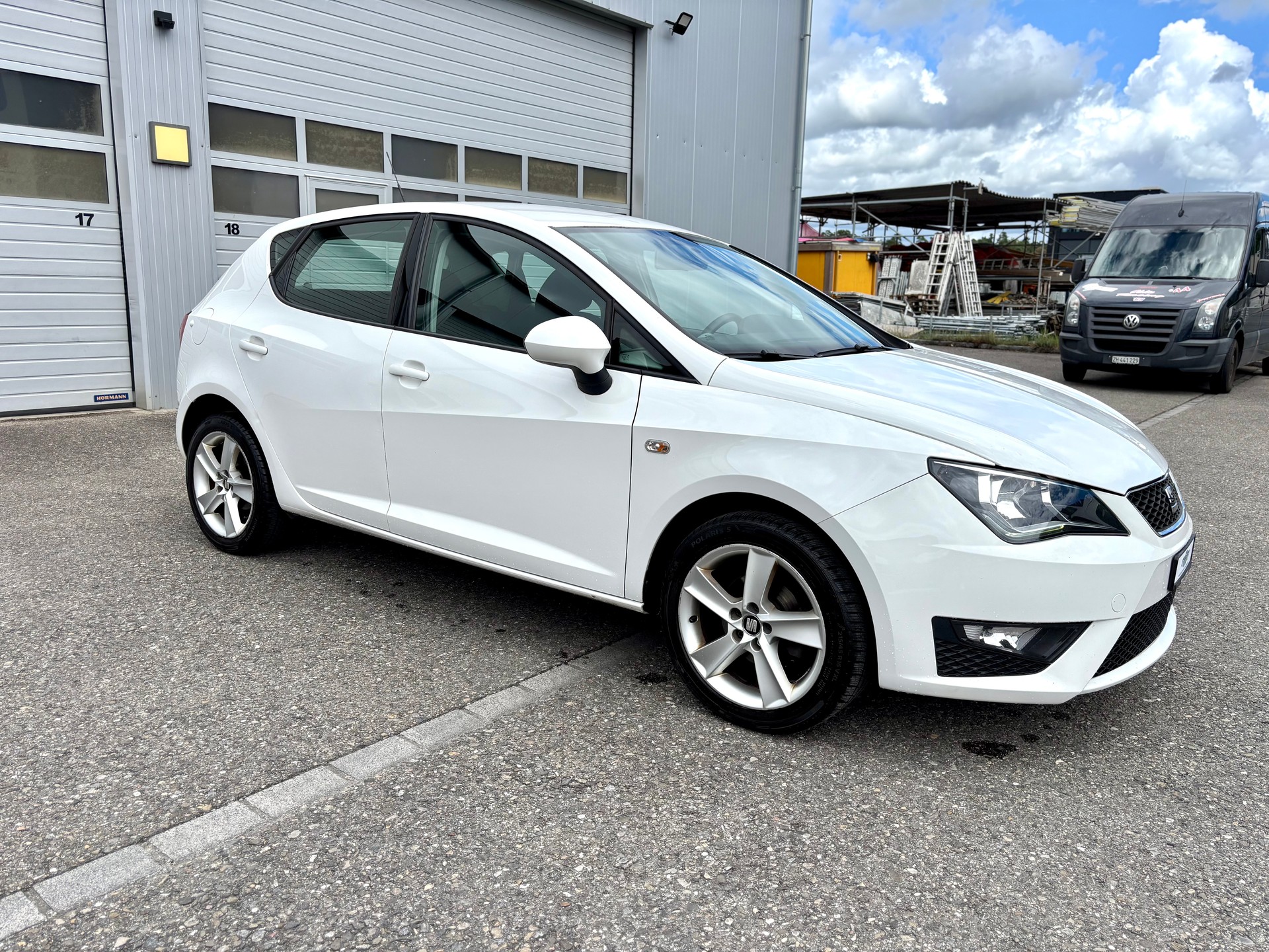 SEAT 1.2 TSI ITECH FR-Line-showroom-element-2