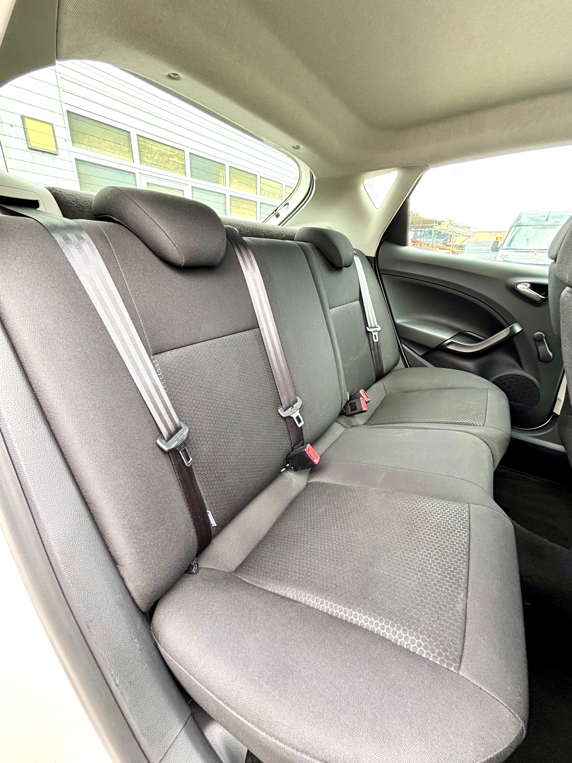 SEAT 1.2 TSI ITECH FR-Line-image-13