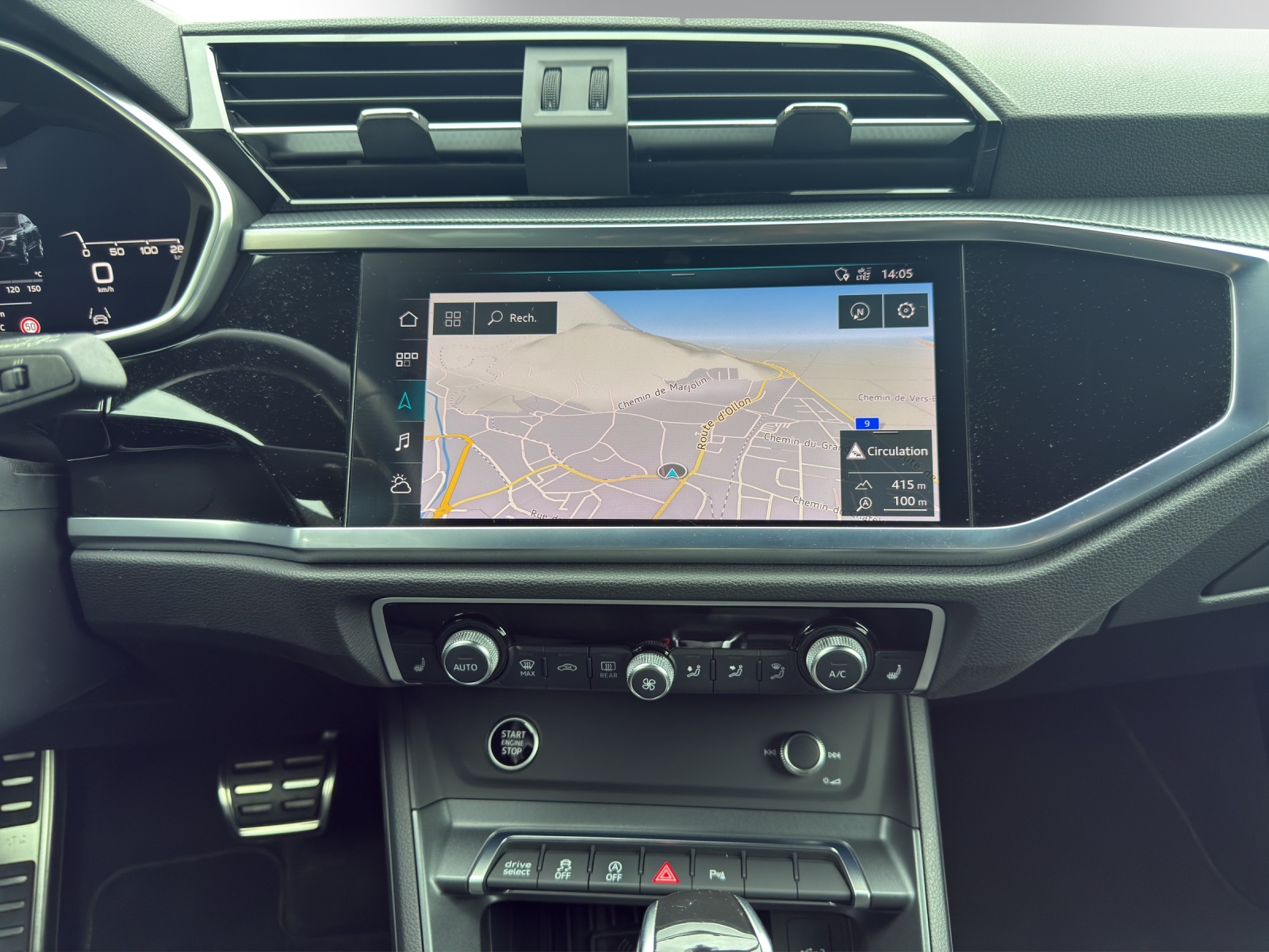 AUDI Q3 SB 40TDI S line Att qu-image-10