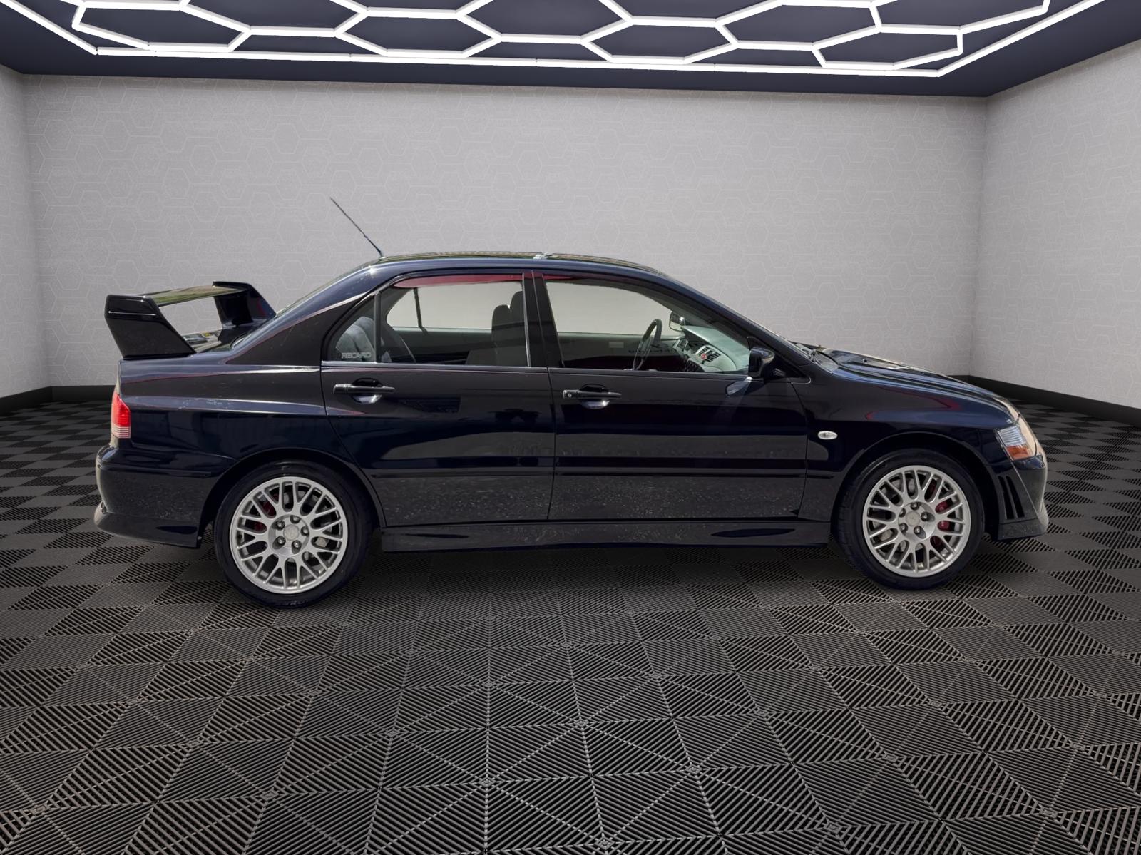 MITSUBISHI Lancer Evo VII RS-2-image-4